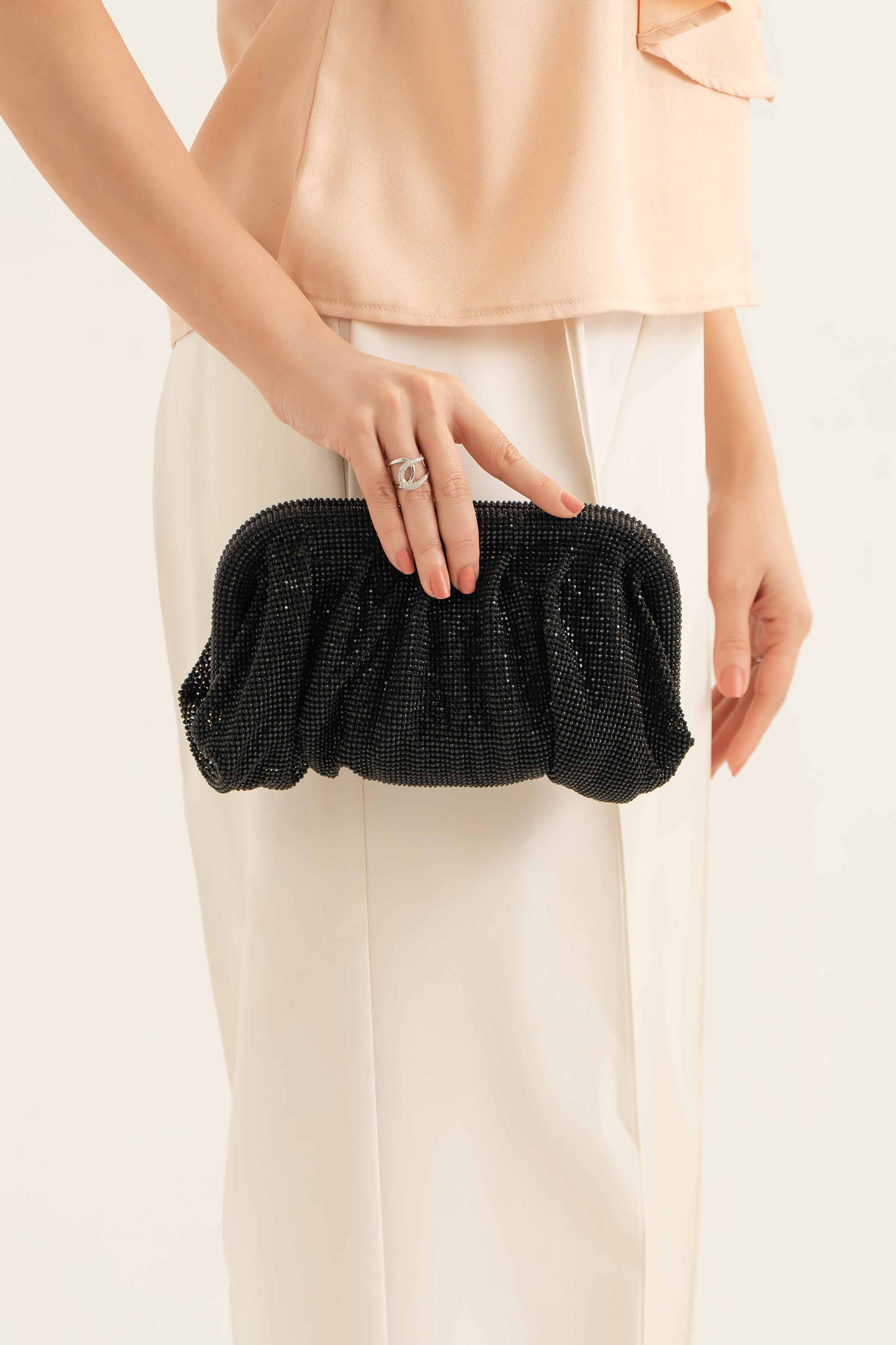 Black Clutch-441262103 for Women - Fashion Collection | Nishat | Shop Online