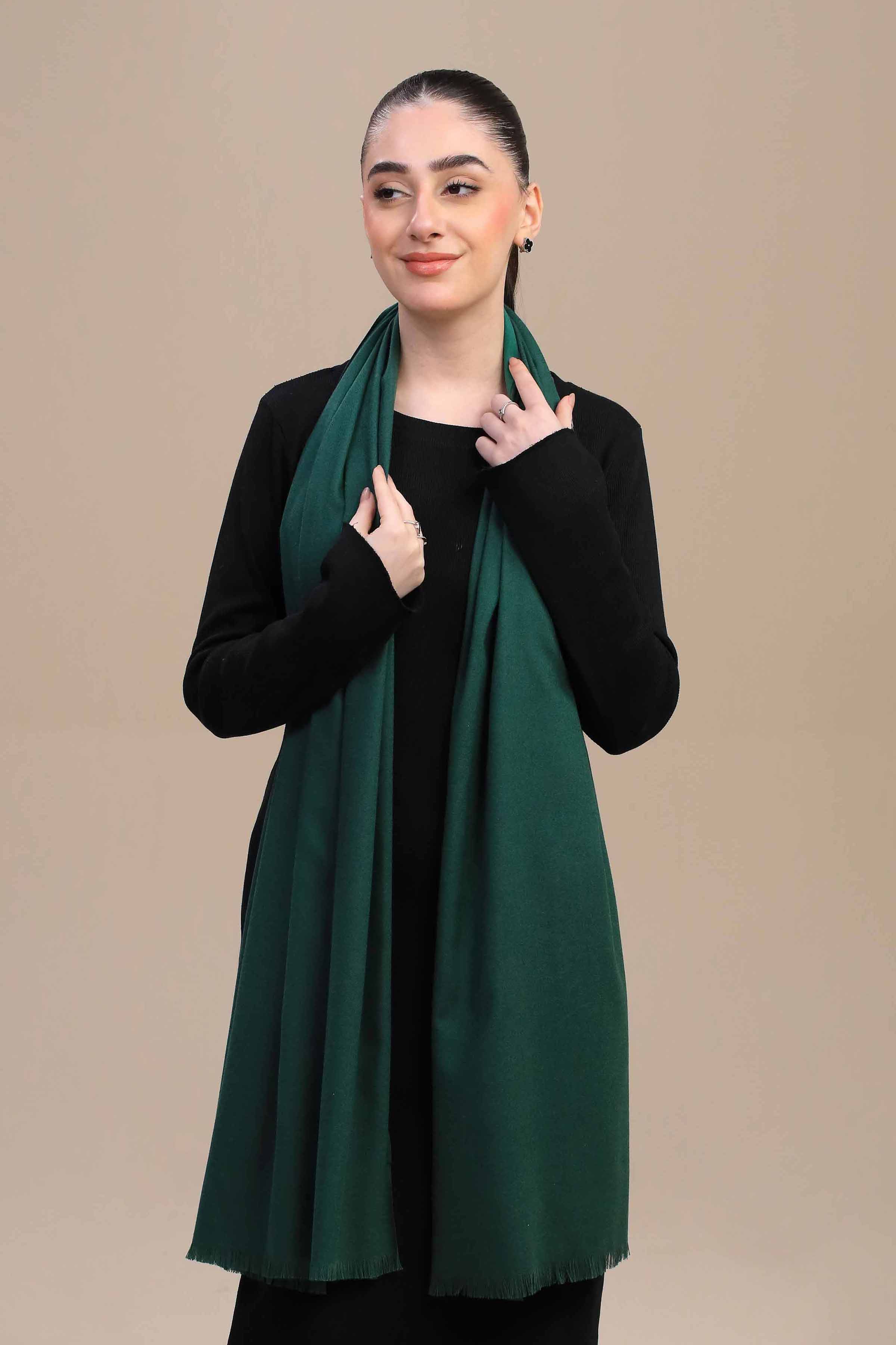 Green Women Shawl-446712104