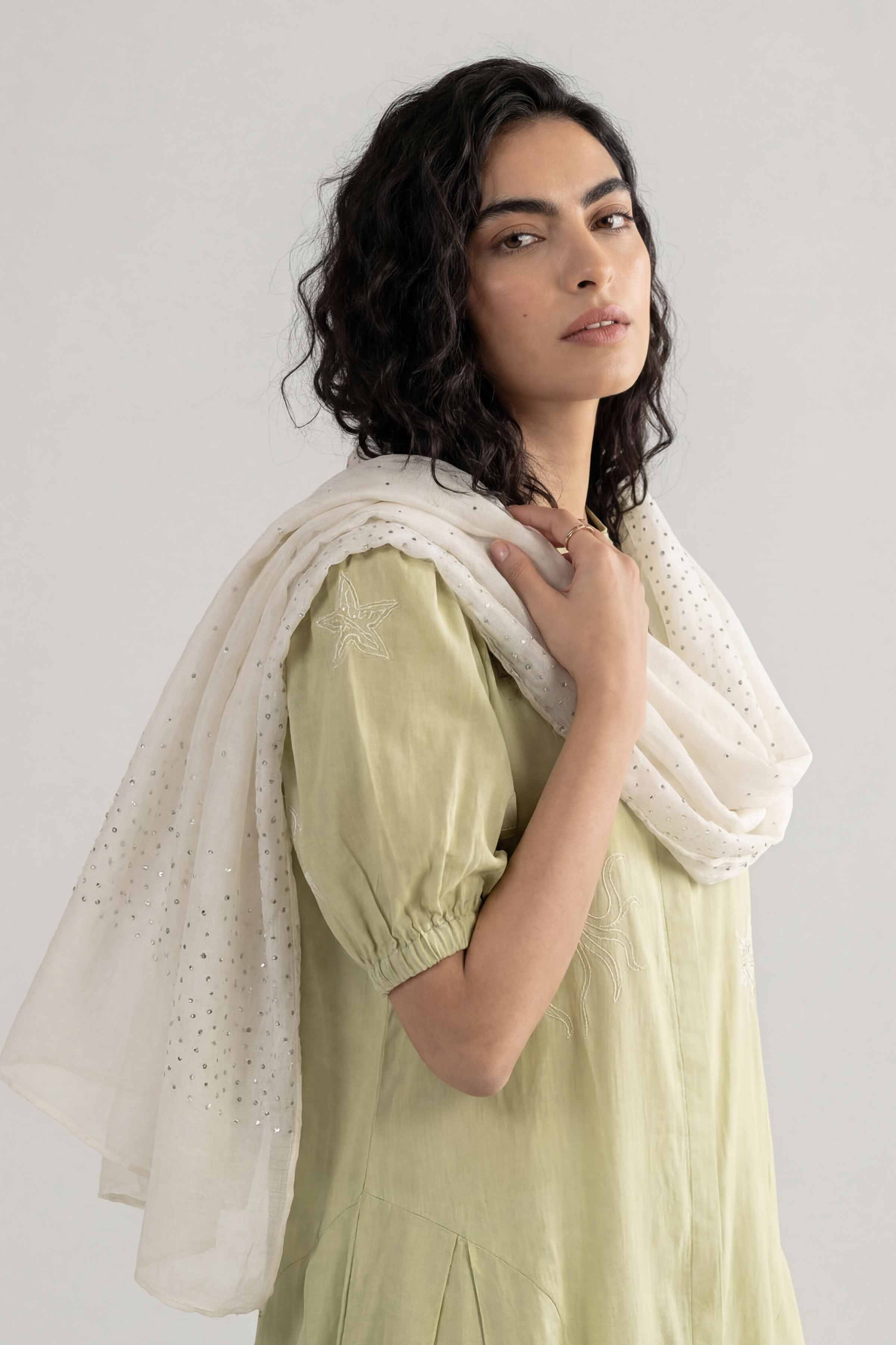 Off White Women Scarf-447932107