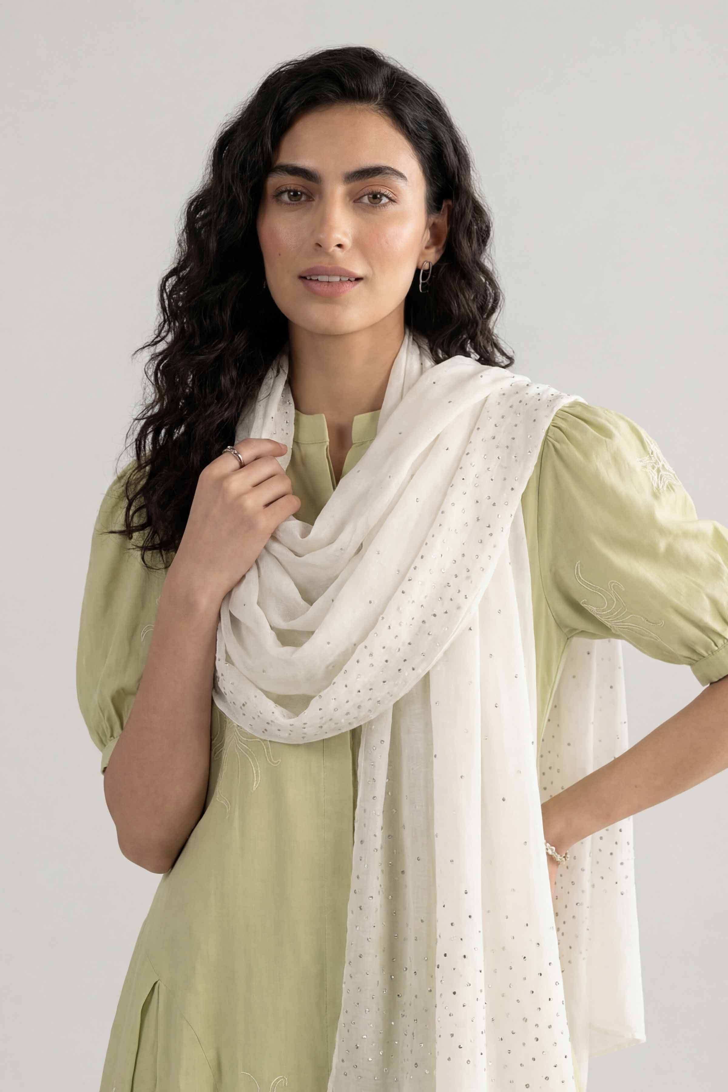 Off White Women Scarf-447932107