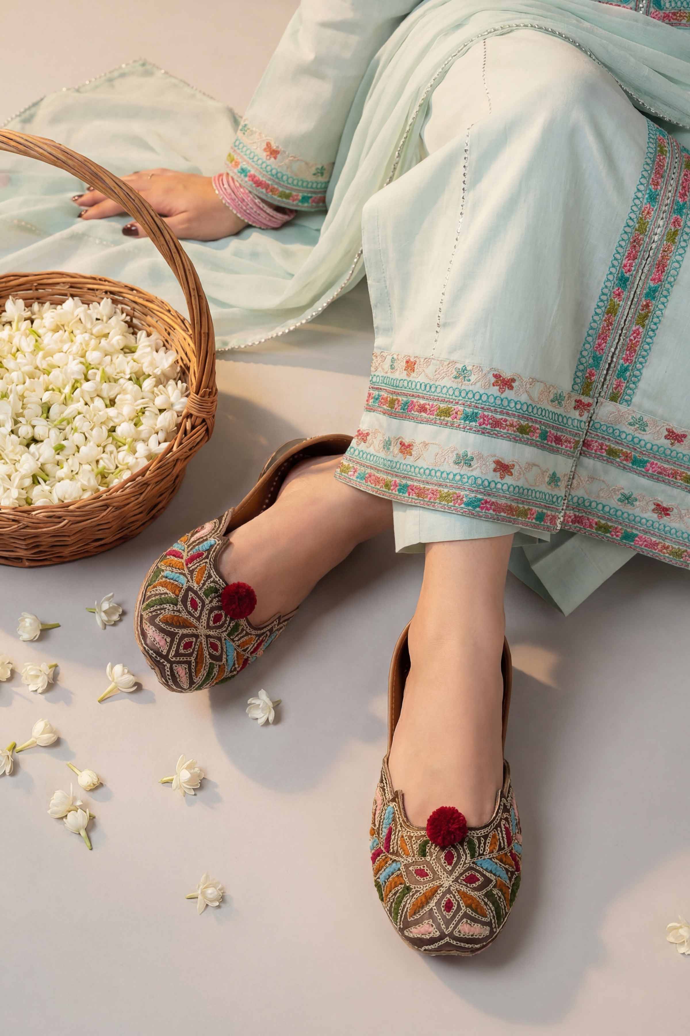 Brown Khussa-1596953713 Women - Fashion Collection | Nishat | Shop Online