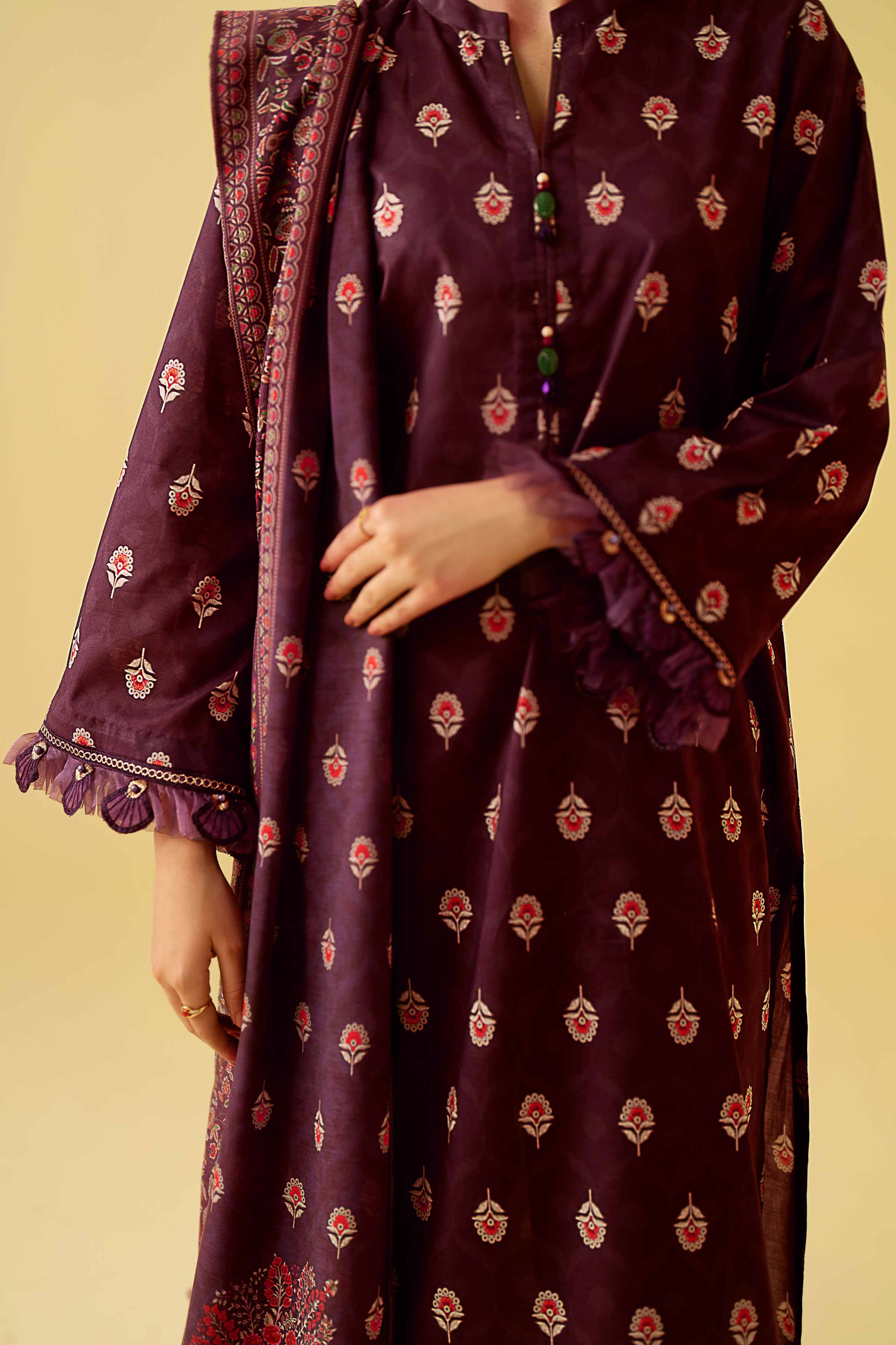 2 Piece - Printed Embroidered Suit - 42401575
