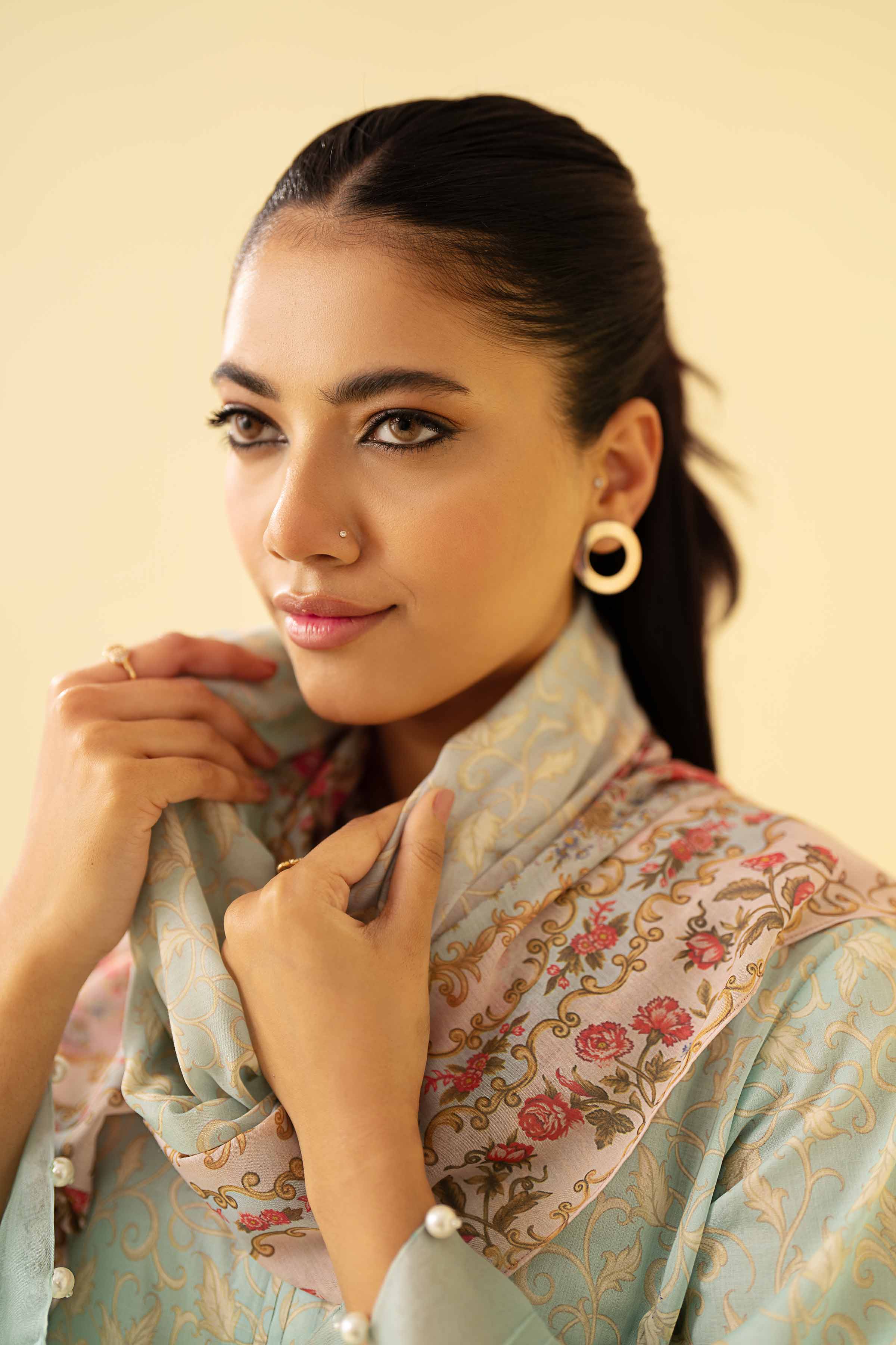 2 Piece - Printed Embroidered Suit - 42401576