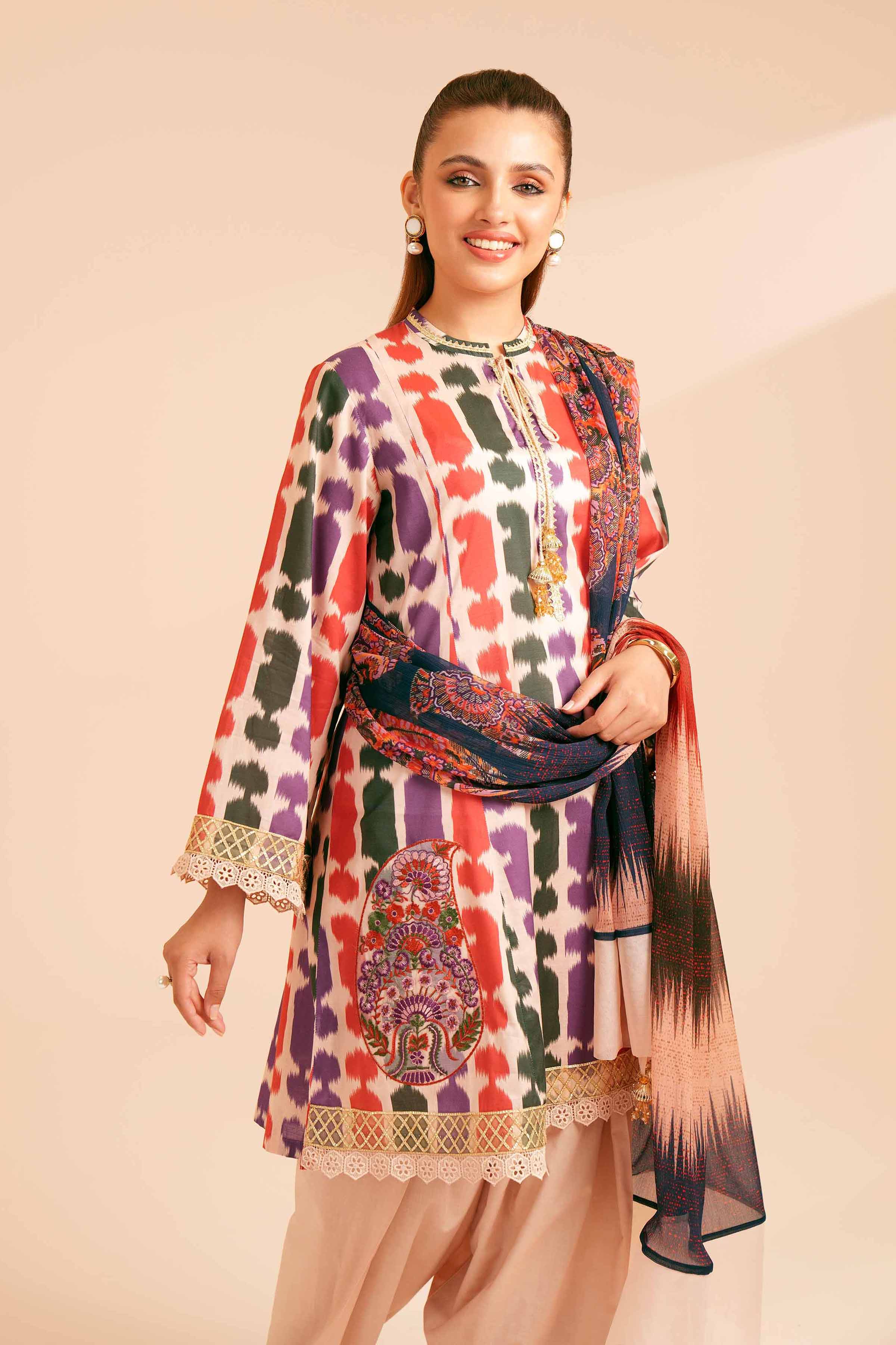 2 Piece - Printed Embroidered Suit - 42401771