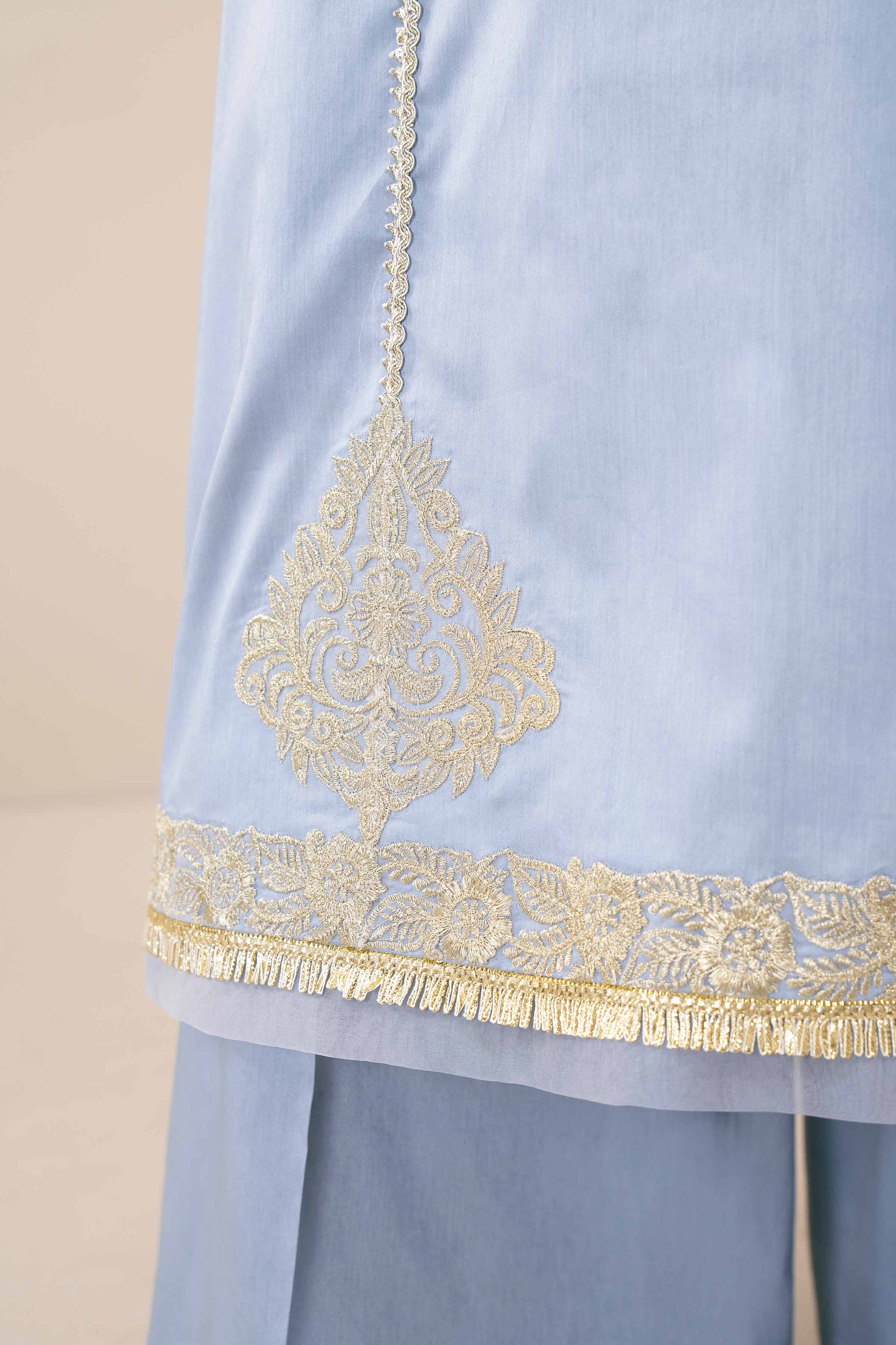 3 Piece - Embroidered Suit - 42401793