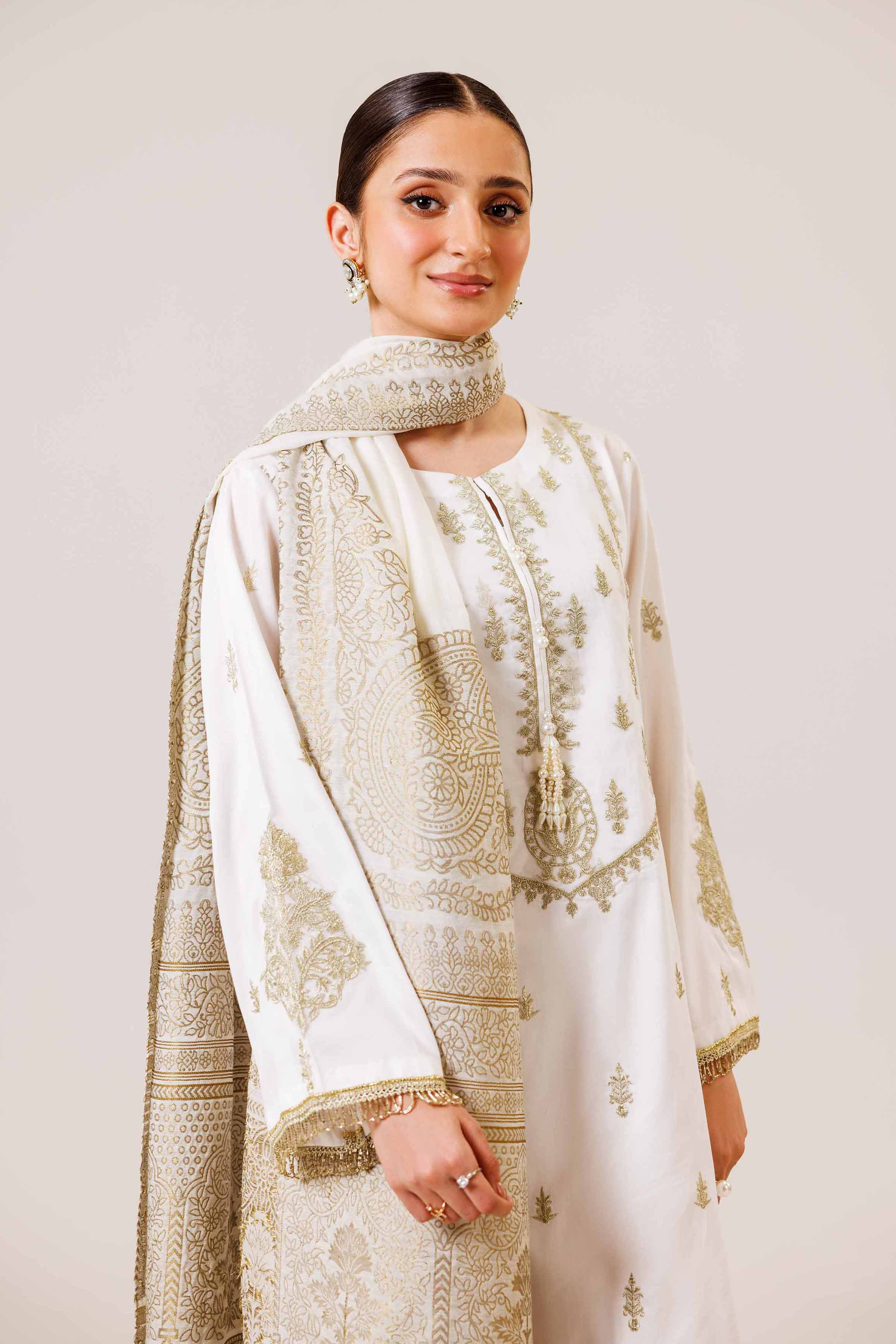 3 Piece - Embroidered Suit - 42401800