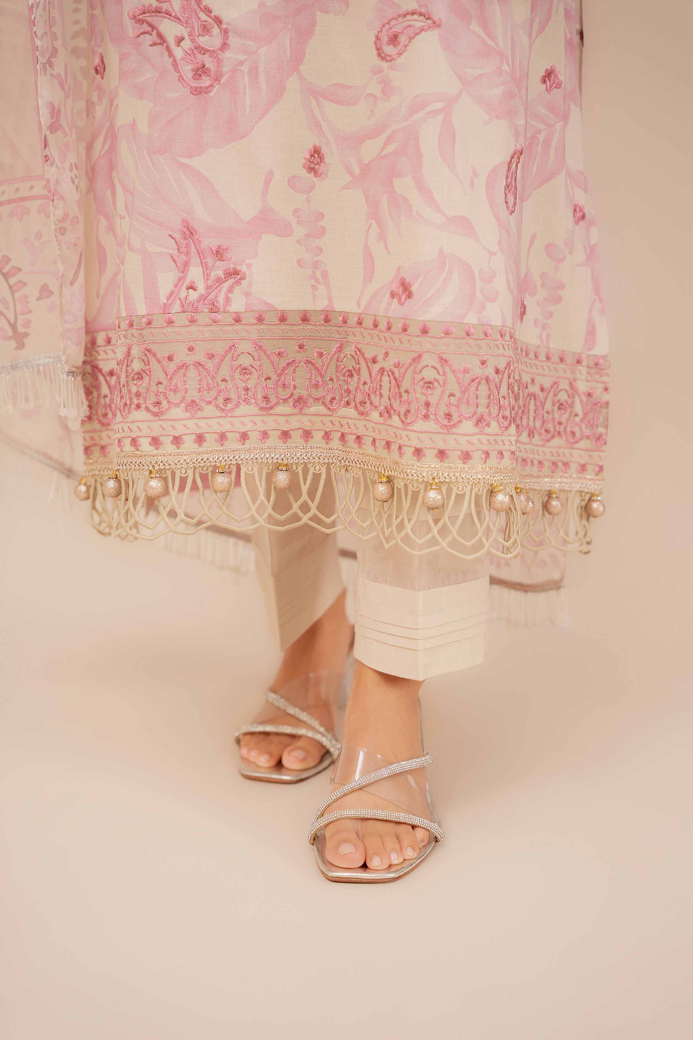 2 Piece - Printed Embroidered Suit - 42401949