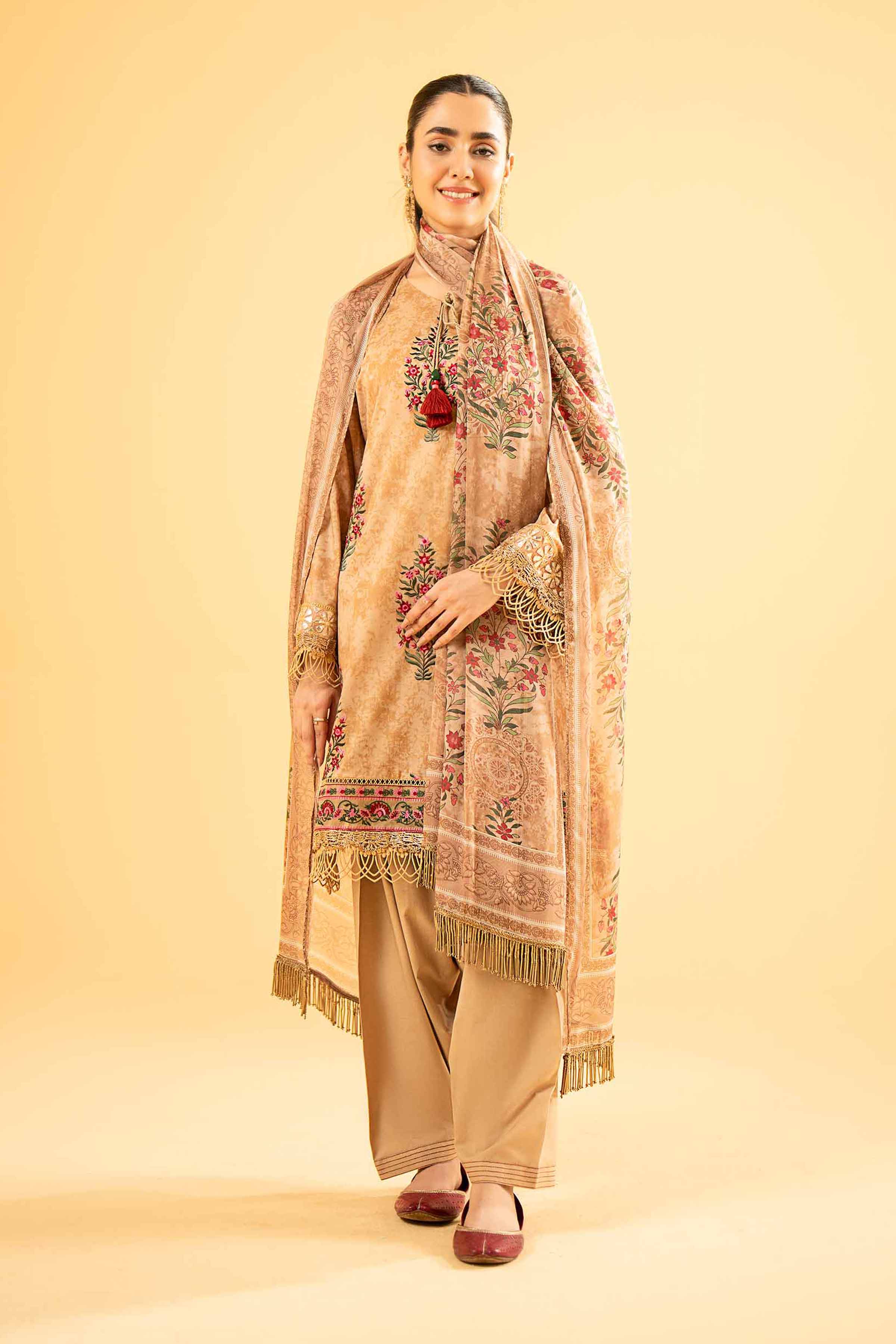 2 Piece - Printed Embroidered Suit - 42401952