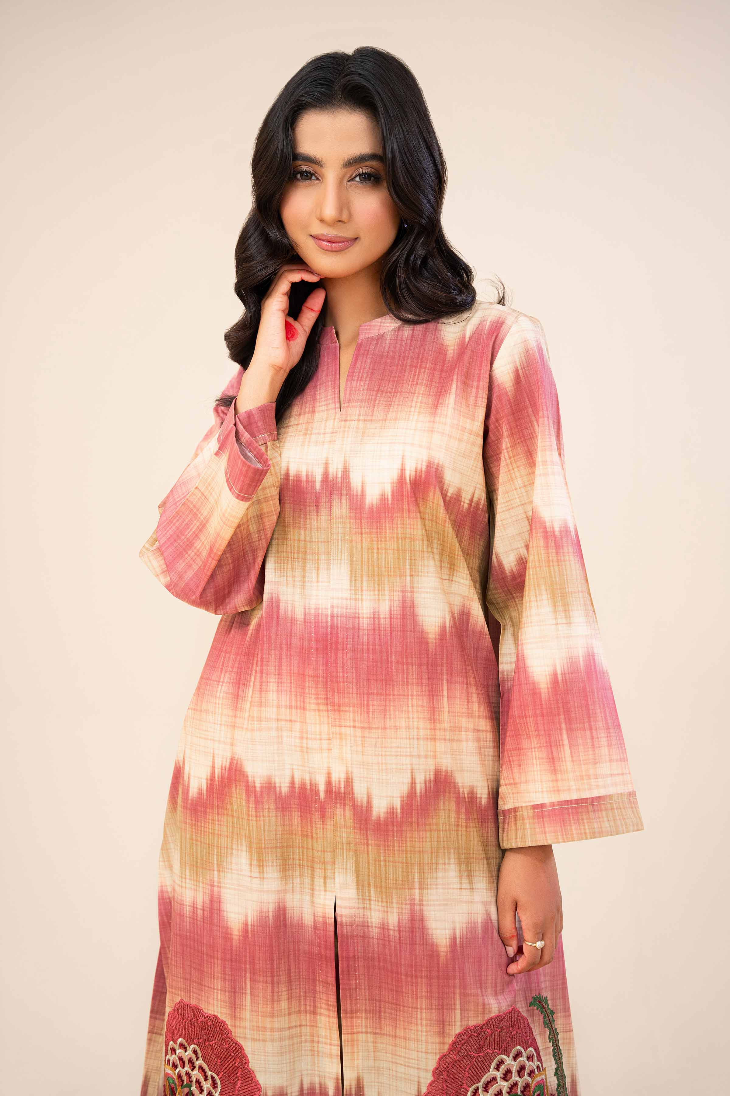 2 Piece - Printed Embroidered Suit - 42402083