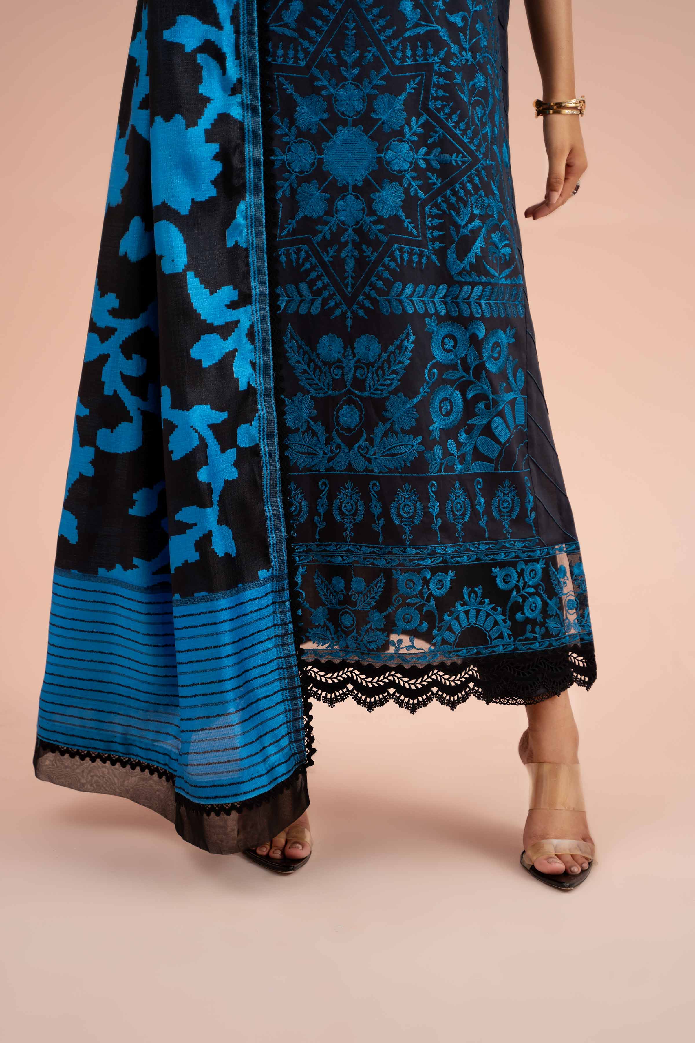 3 Piece - Embroidered Suit - 42402177