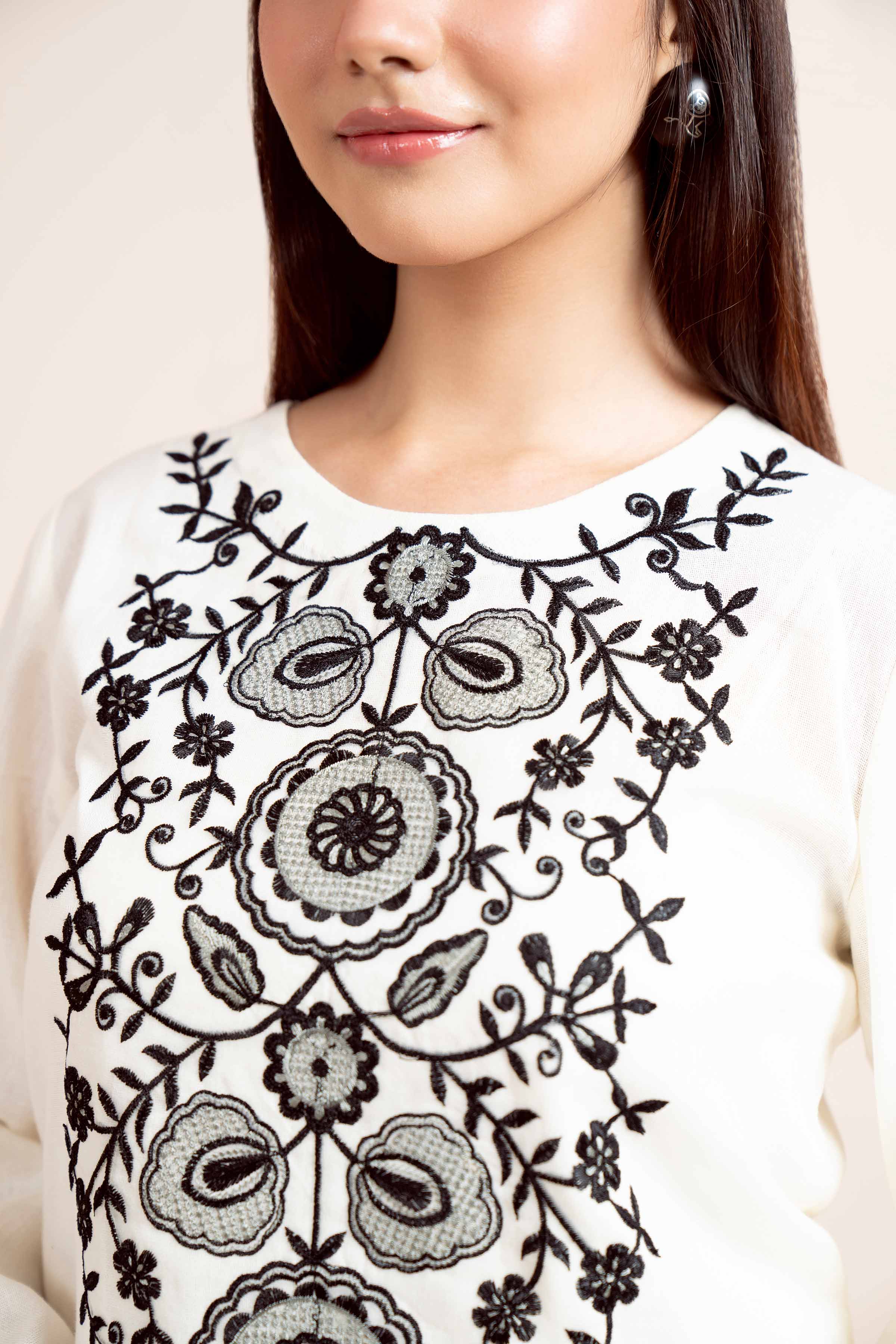 2 Piece - Dyed Embroidered Suit - 42404025