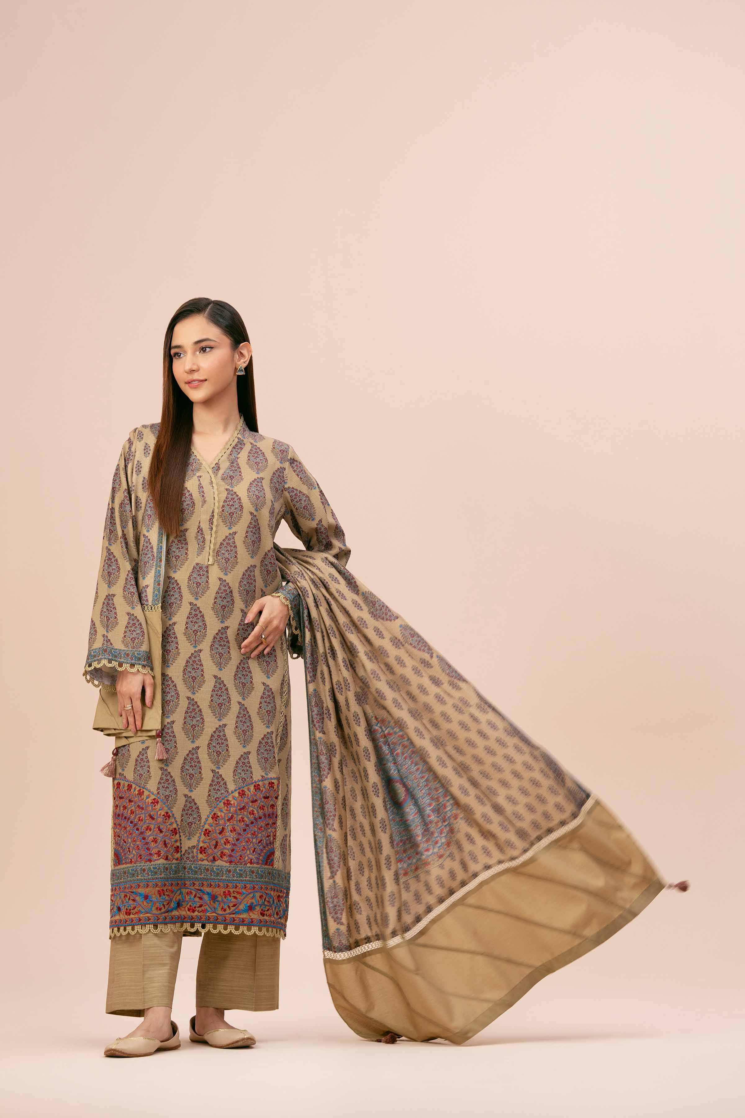 2 Piece - Printed Embroidered Suit - 42404078