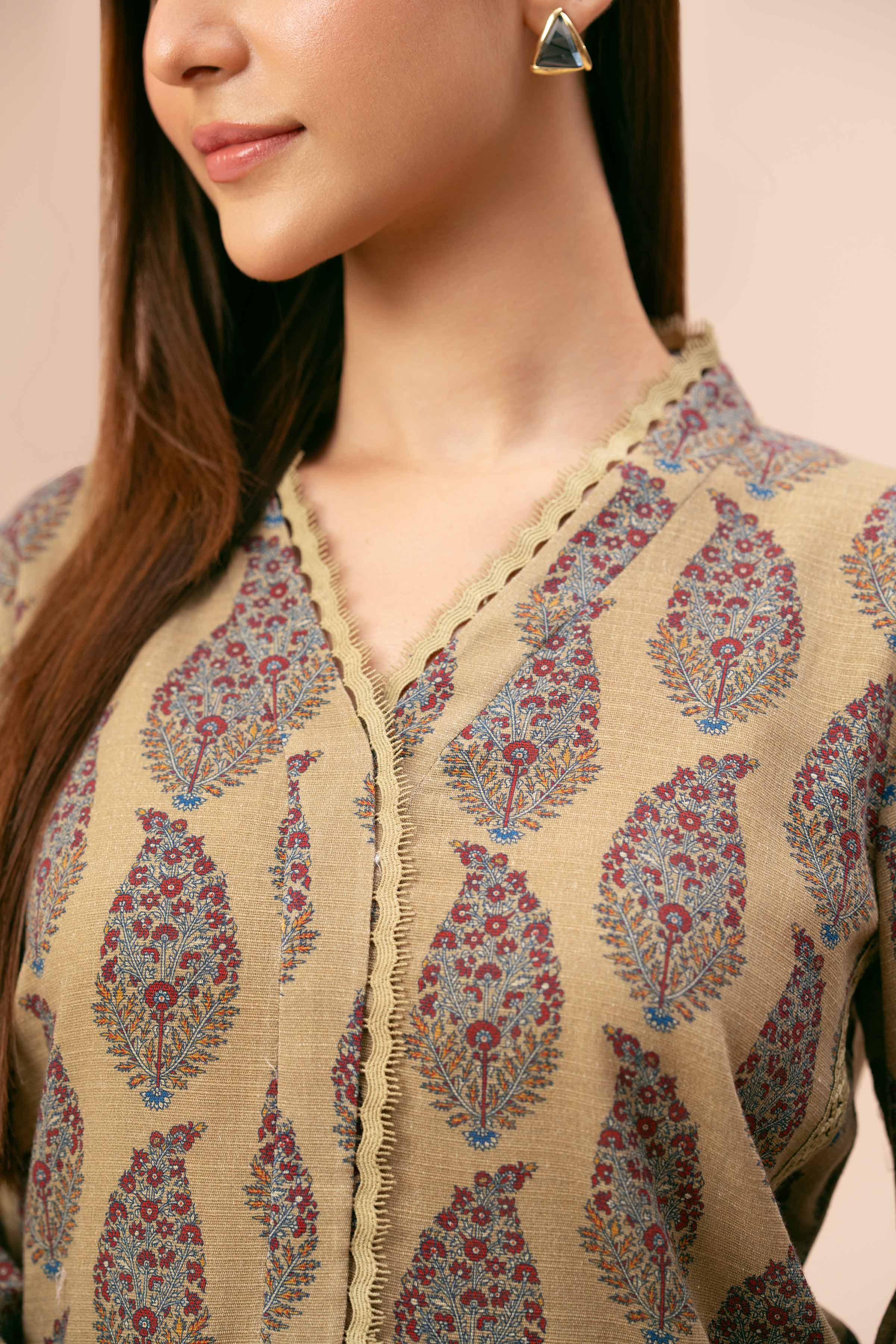 2 Piece - Printed Embroidered Suit - 42404078