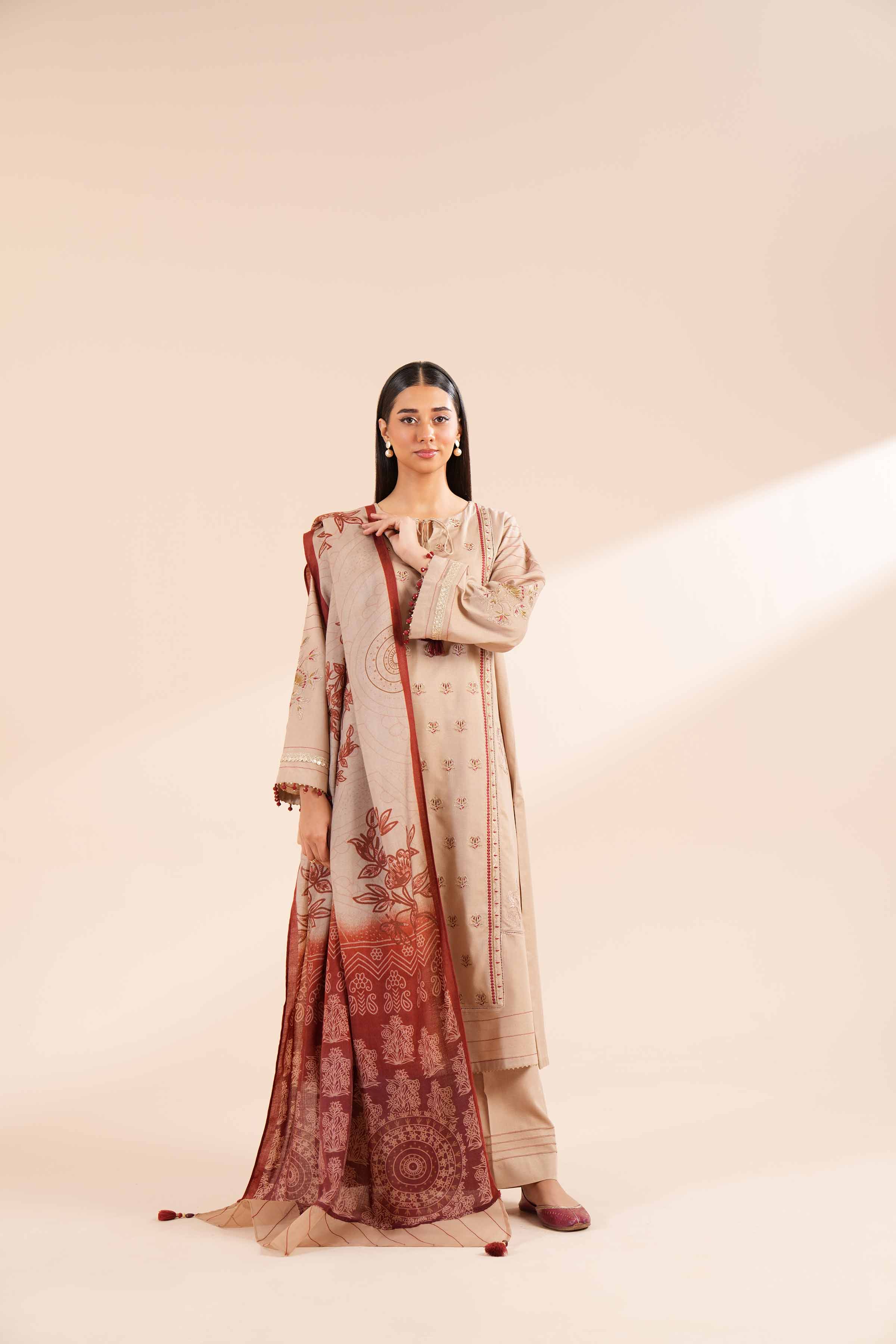 3 Piece - Embroidered Suit - 42404261