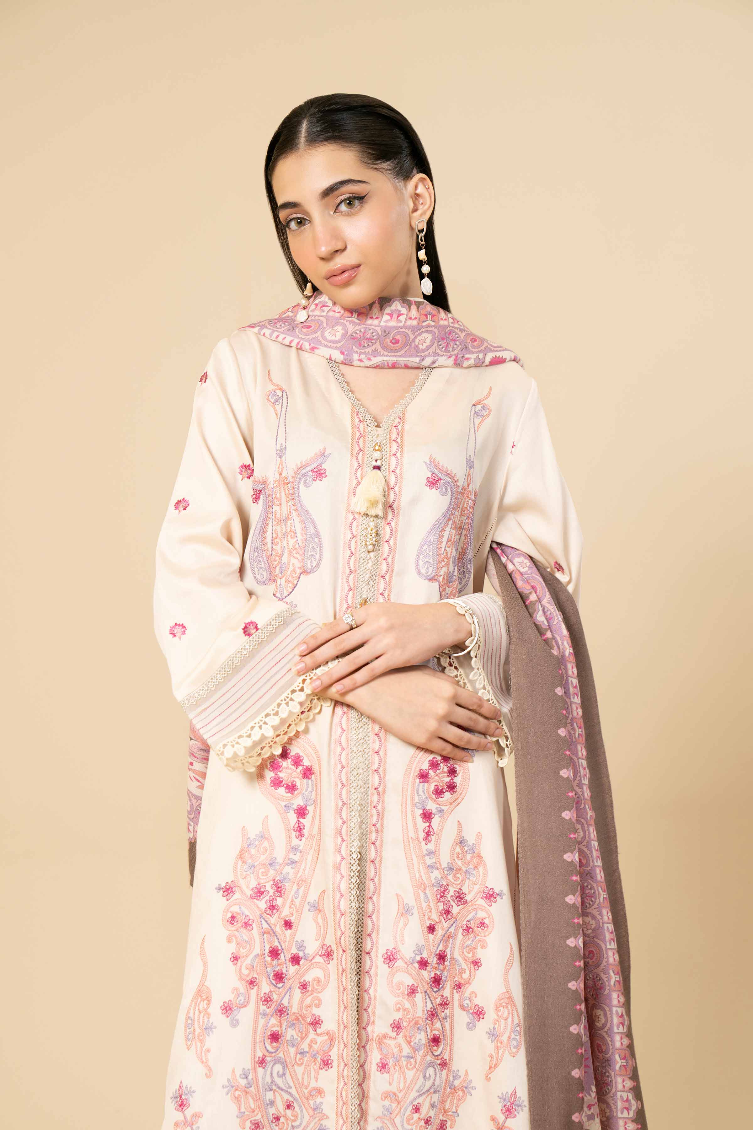3 Piece - Embroidered Suit - 42404283