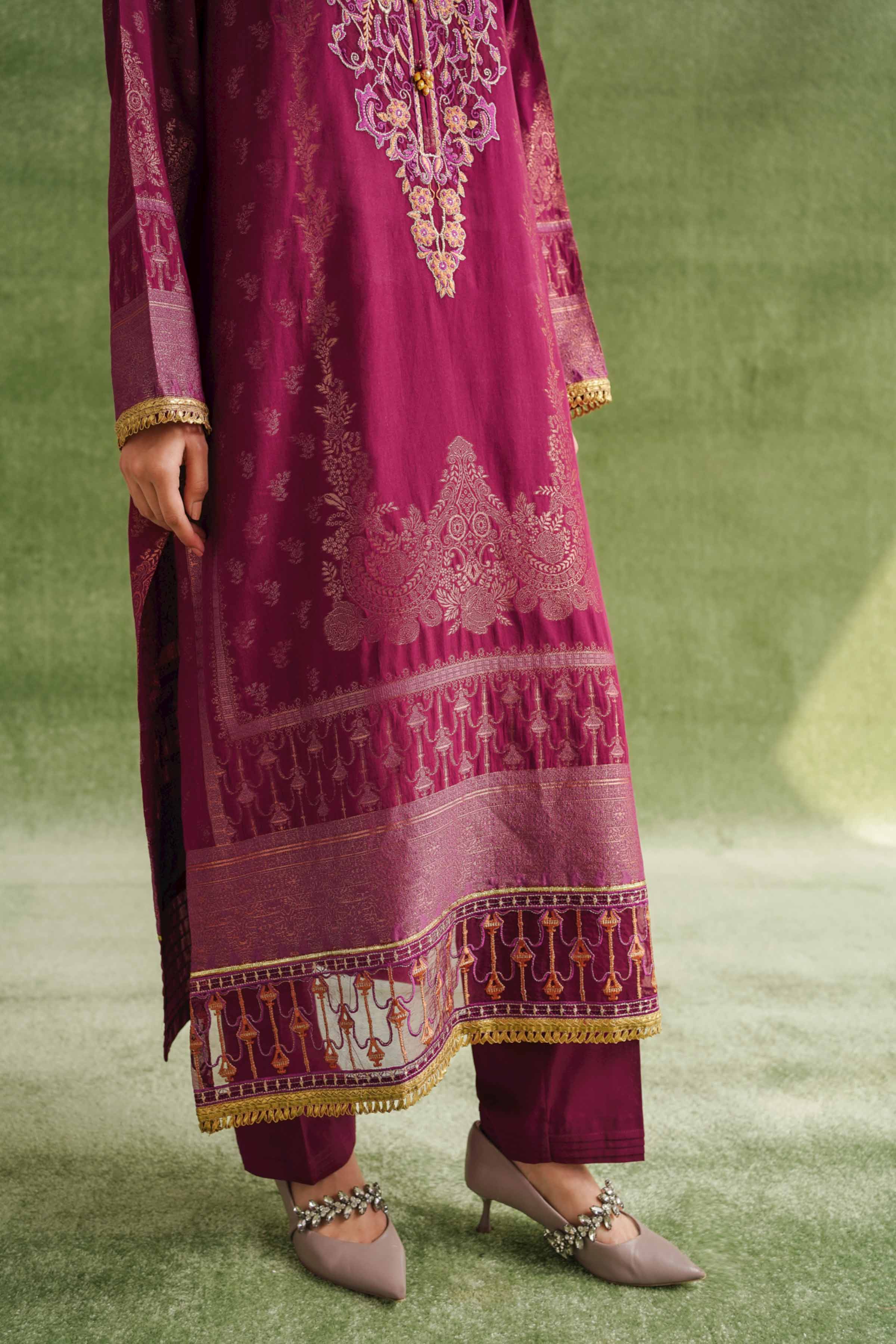 3 Piece - Jacquard Embroidered Suit - 42404356