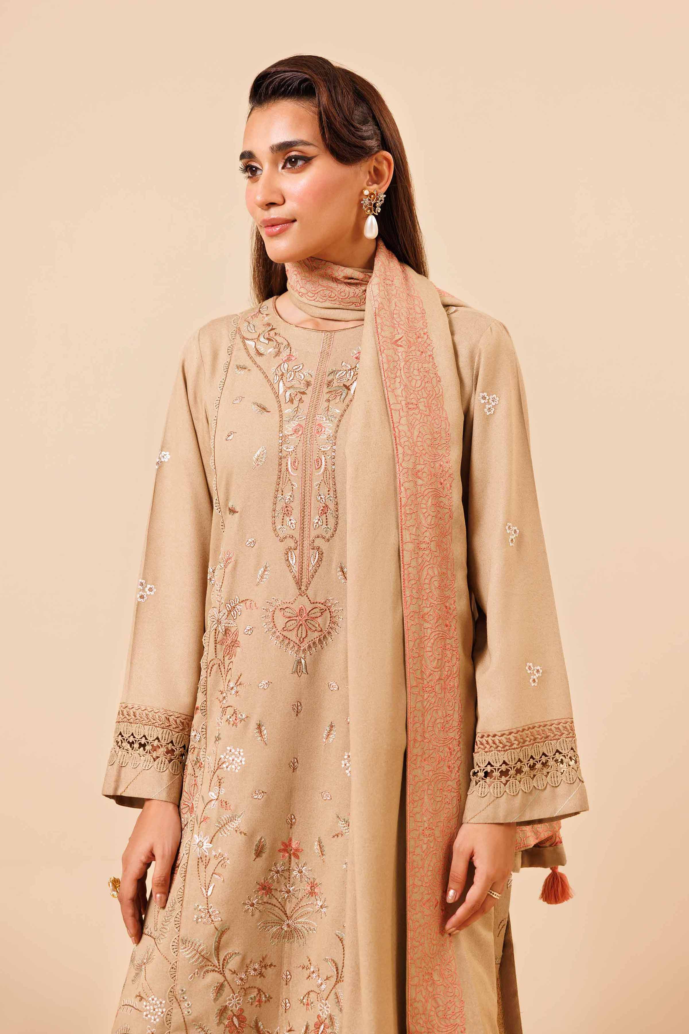 3 Piece - Embroidered Suit - 42404363