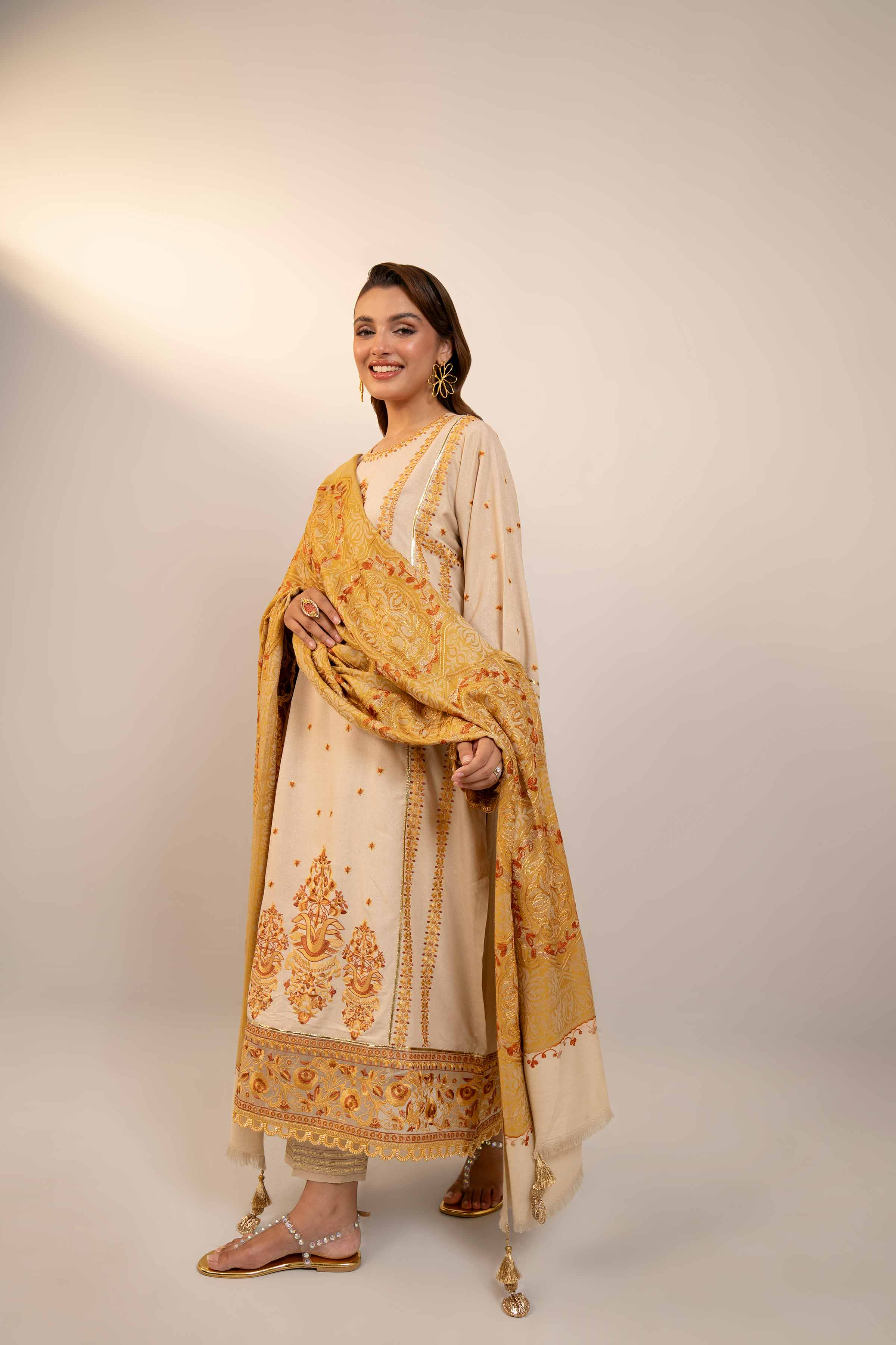 3 Piece - Embroidered Suit - 42404379