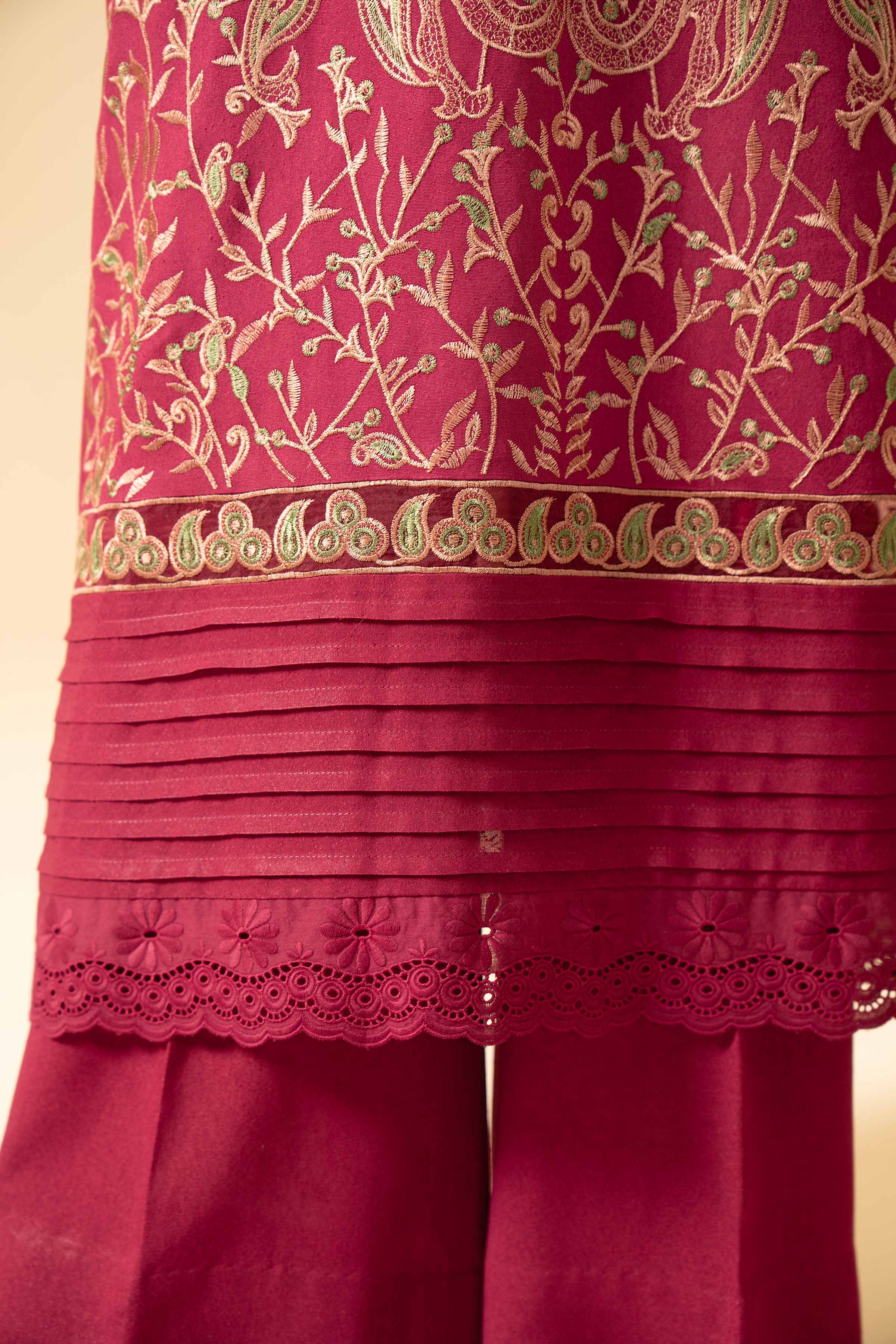 3 Piece - Embroidered Suit - 42404387