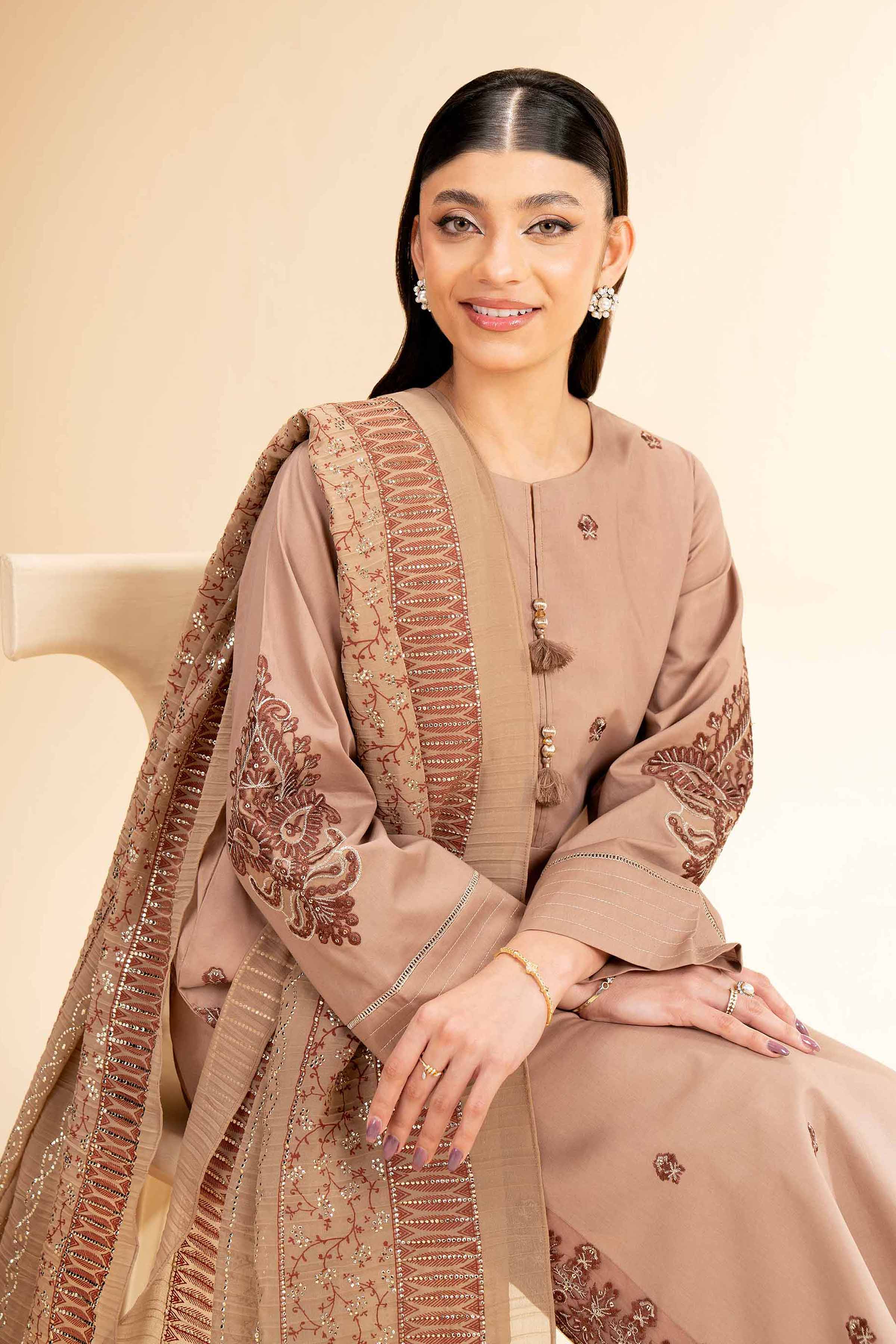 3 Piece - Embellished Suit - 42501366