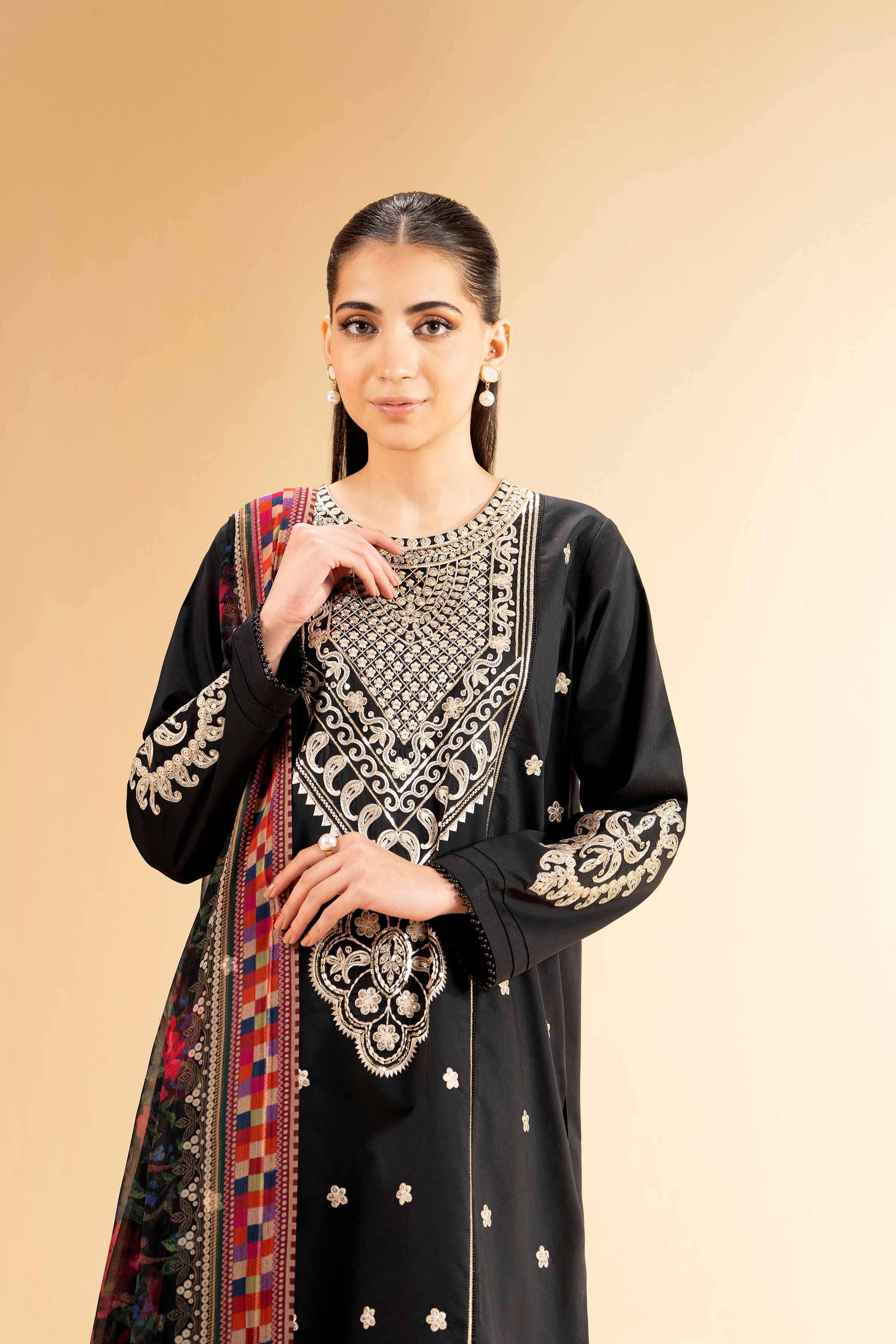 3 Piece - Embroidered Suit - 42501379