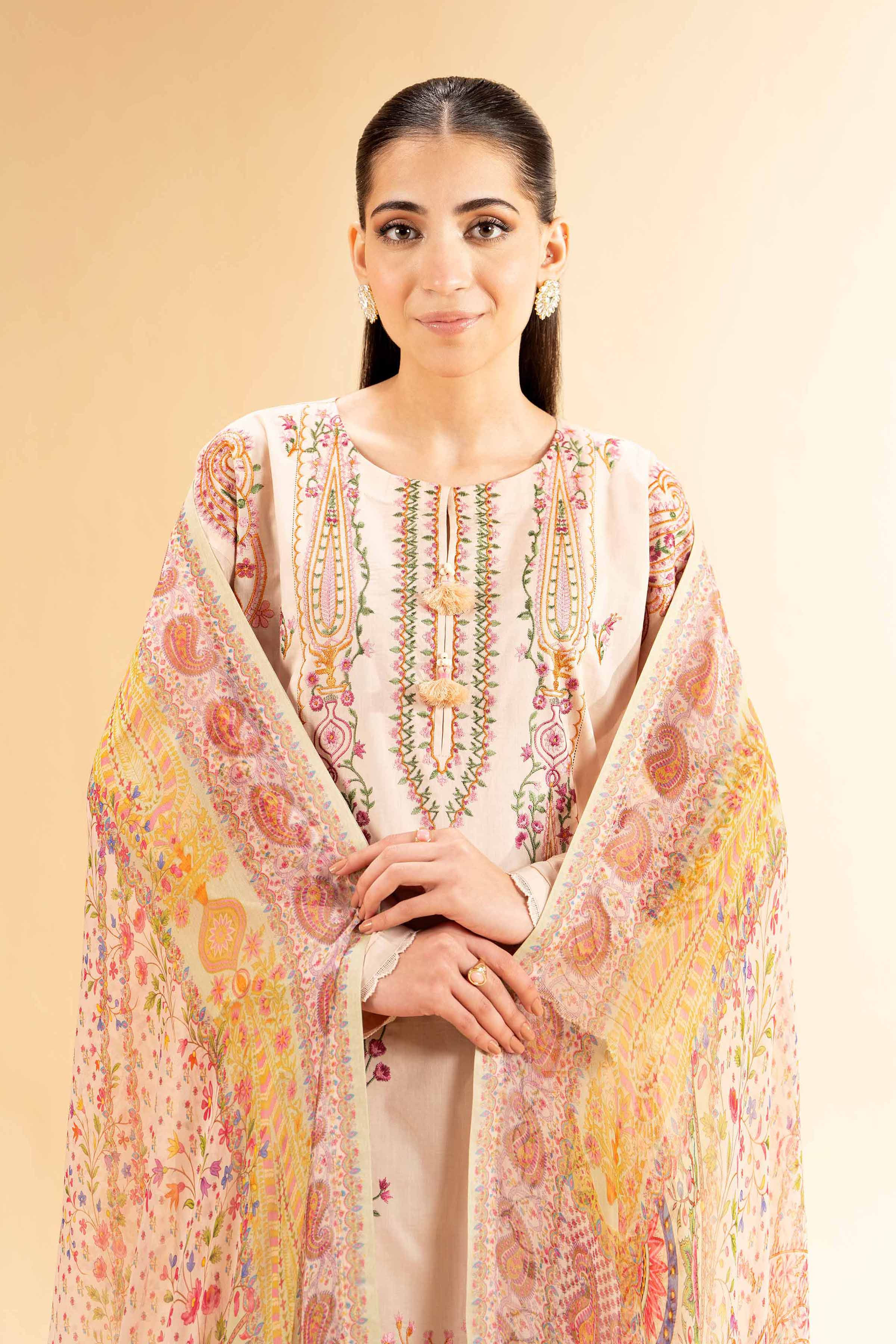 3 Piece - Embroidered Suit - 42501385