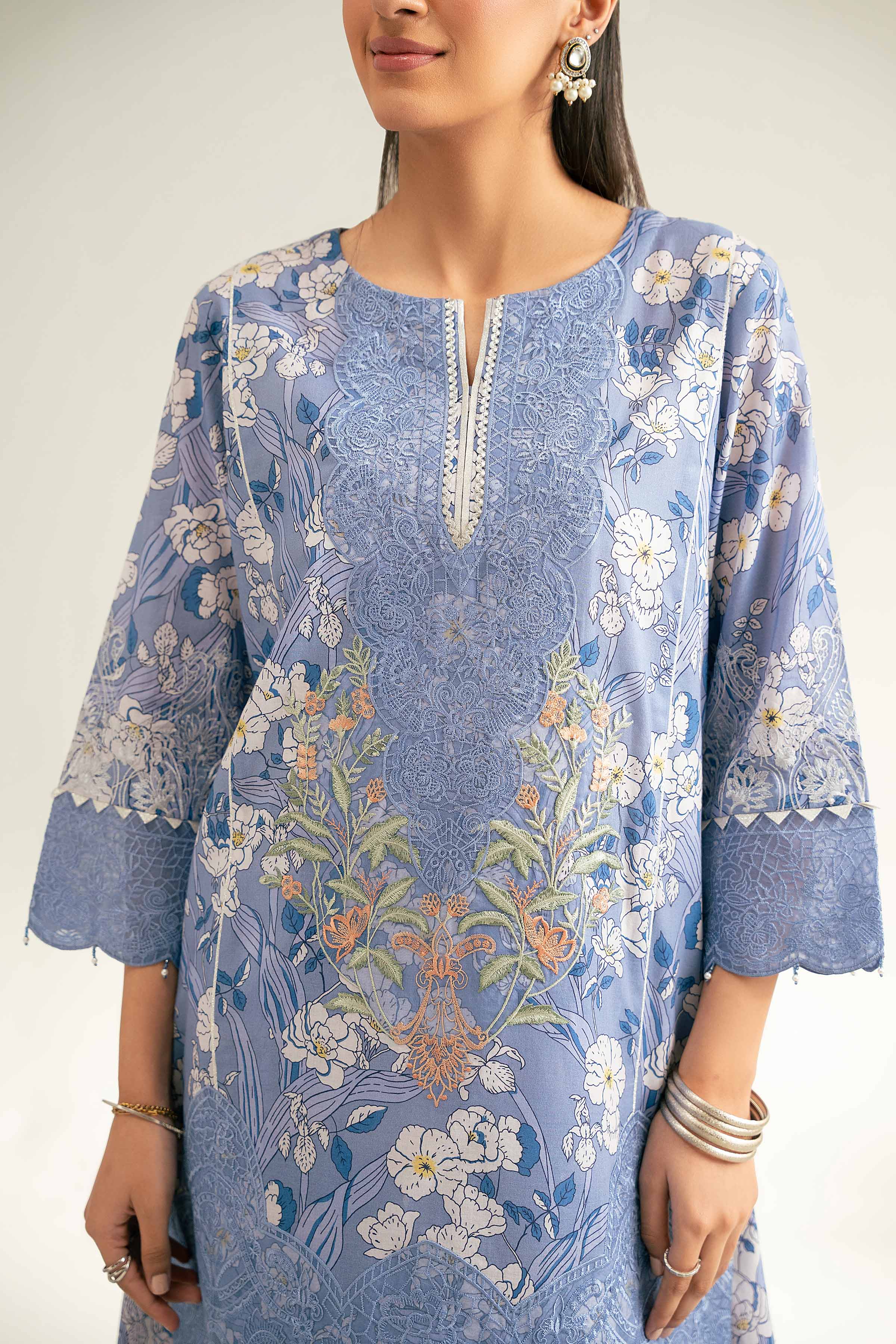 3 Piece - Embroidered Suit - 42519399