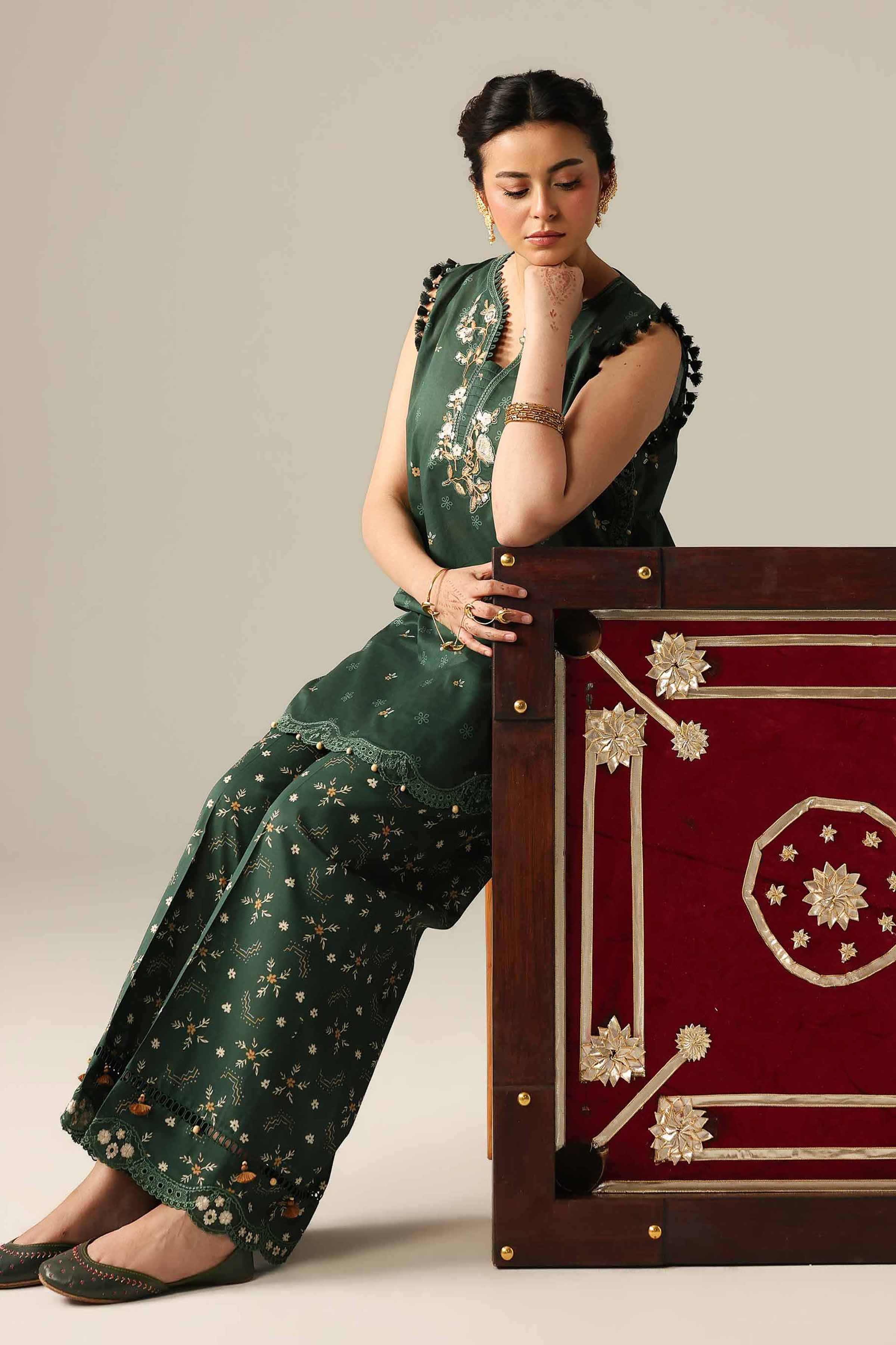 2 Piece - Printed Embroidered Suit - 42601665 for Women - Unstitched Collection | Nishat | Shop Online