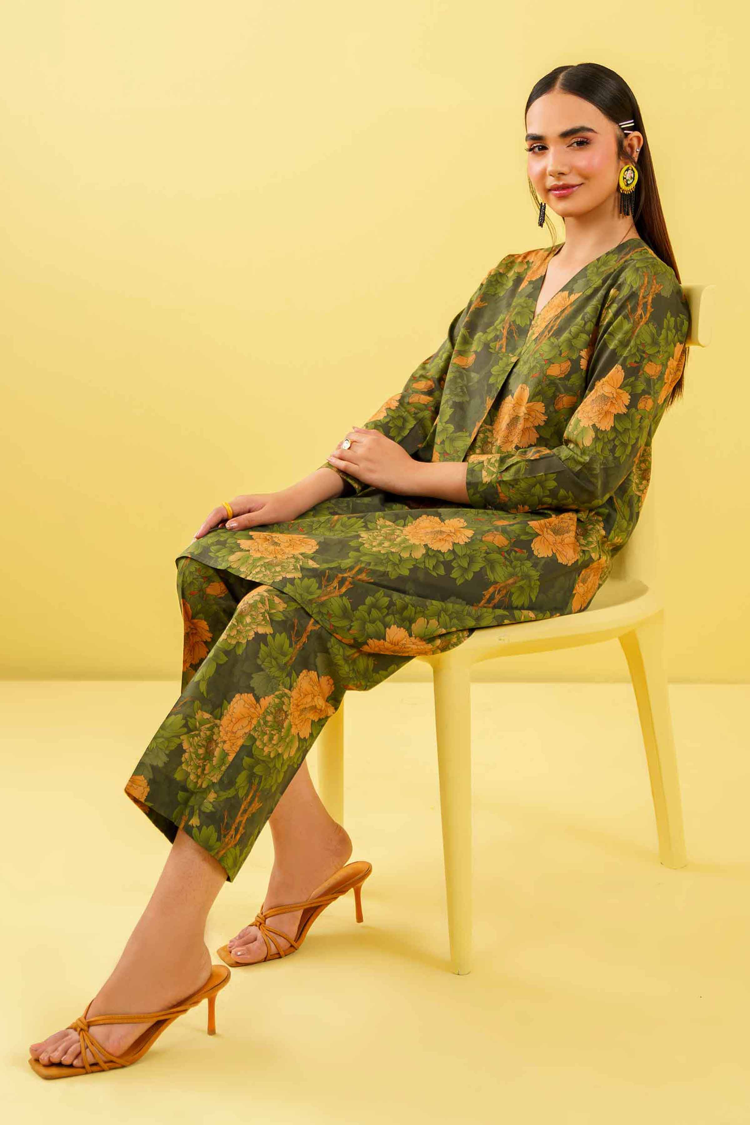 2 Piece - Printed Suit - AS24-55