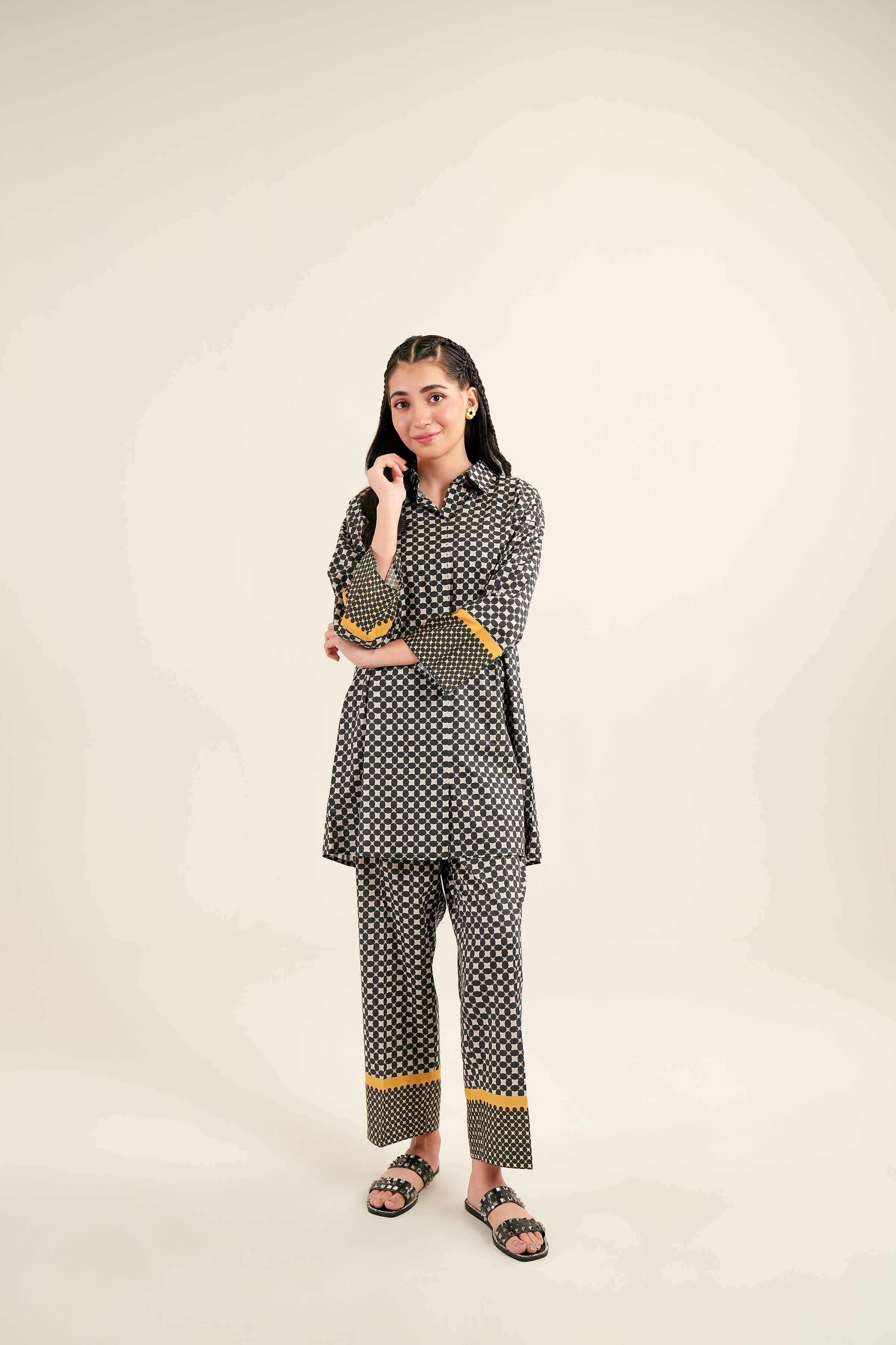 2 Piece - Printed Suit - AS24-61