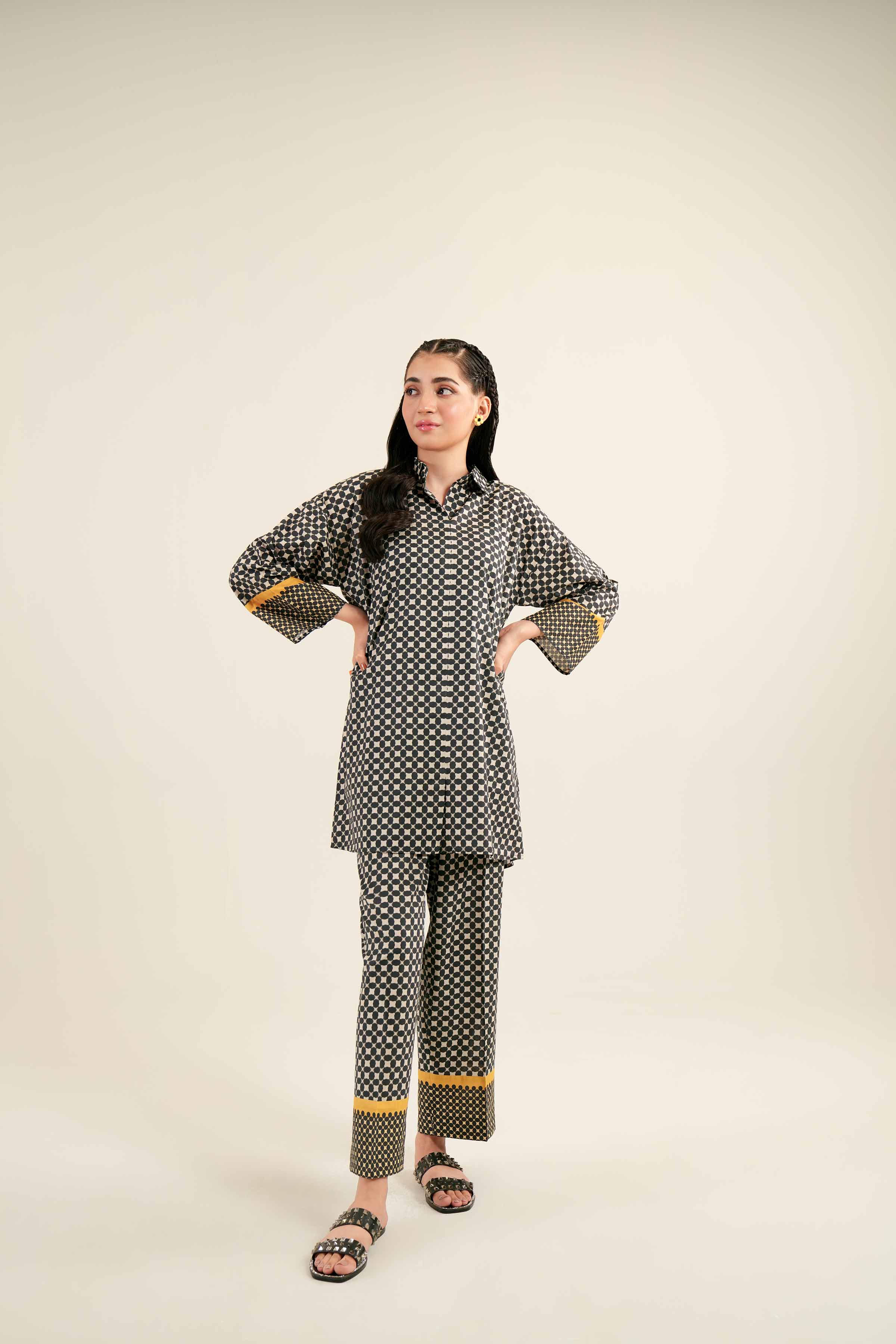 2 Piece - Printed Suit - AS24-61