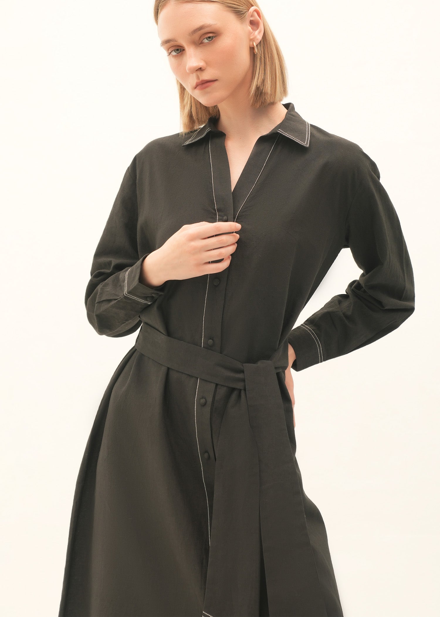 Flared Dress With Contasting Top-Stitches - KOA