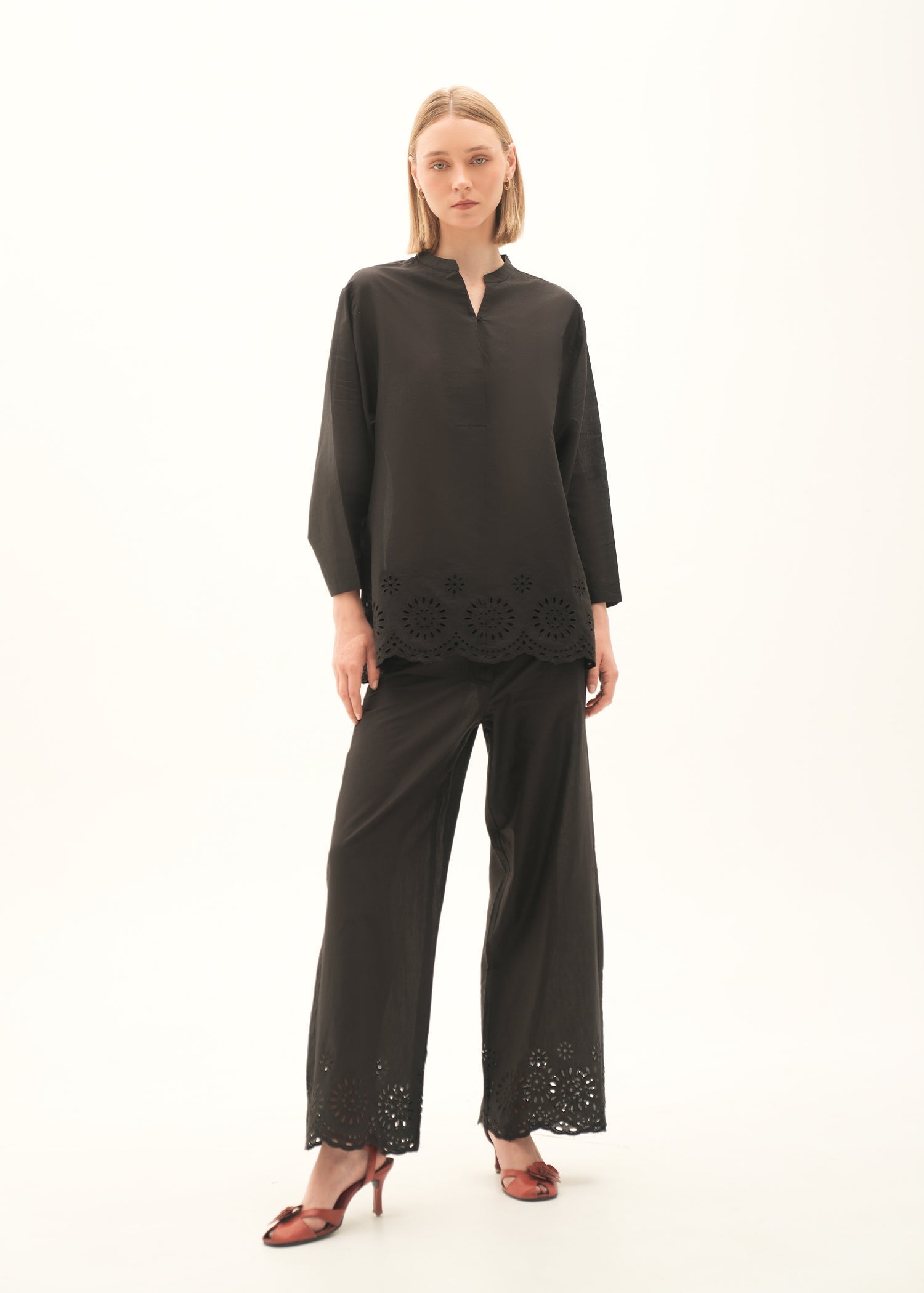Oversized Cotton Blouse With Schiffli-Embroidery - KOA