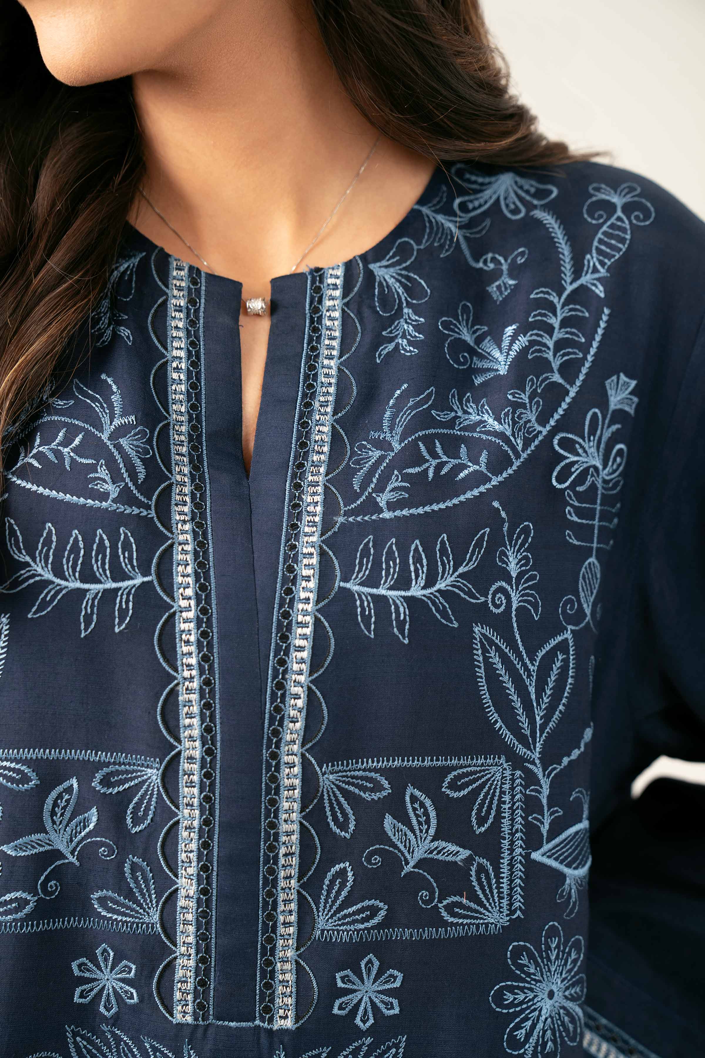 2 Piece - Embroidered Suit - FE25-39