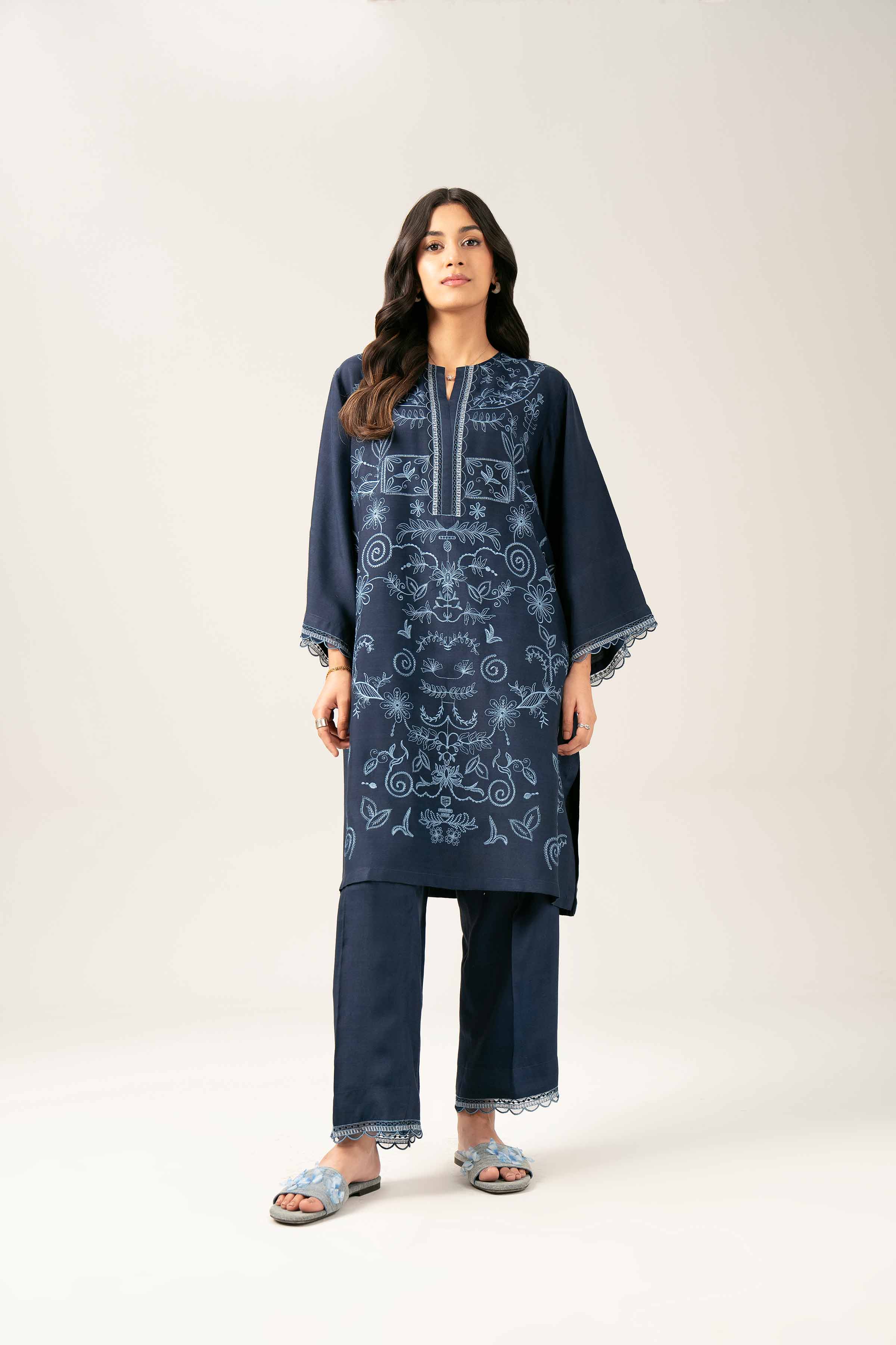 2 Piece - Embroidered Suit - FE25-39