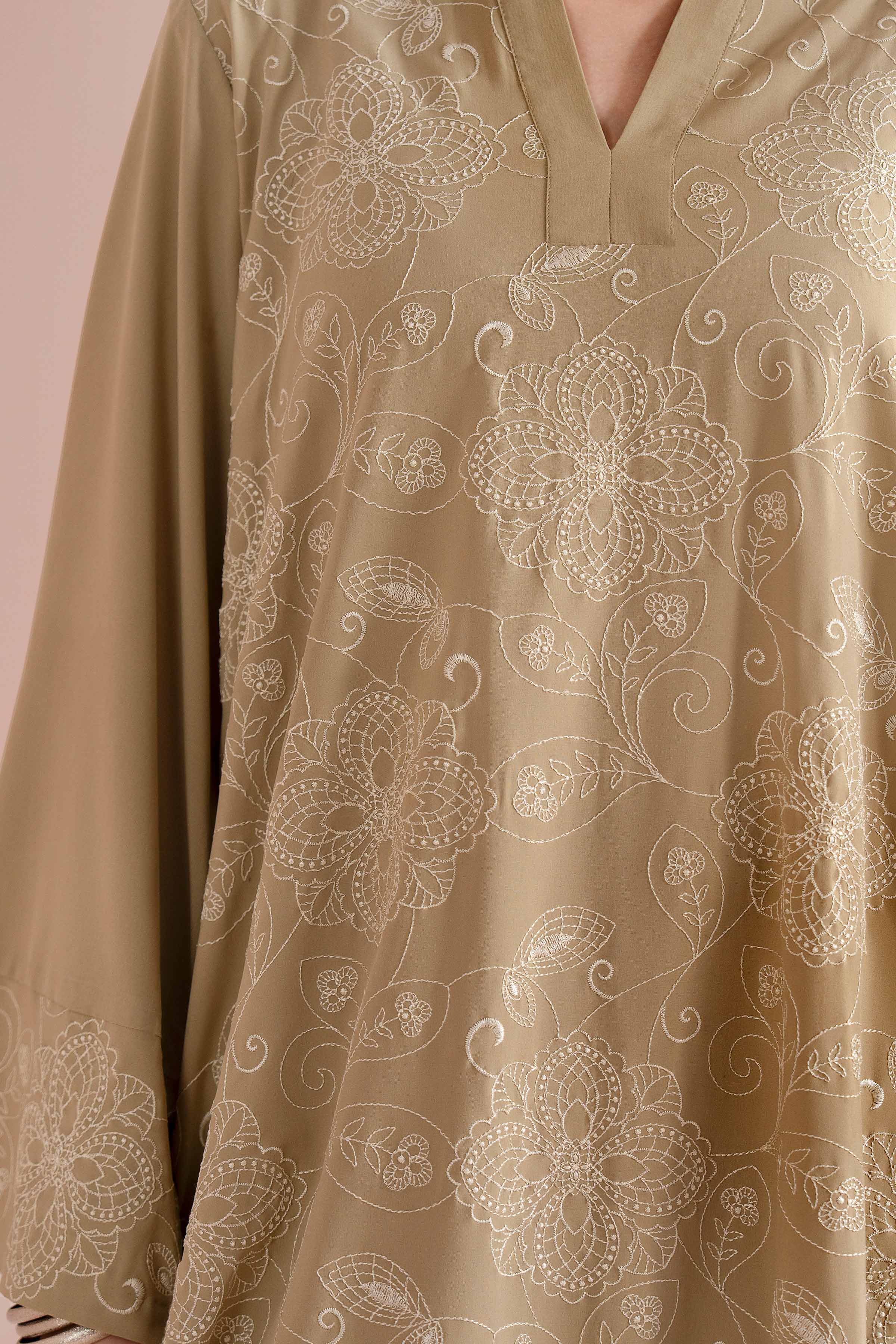 Embroidered Dress - FE26-132