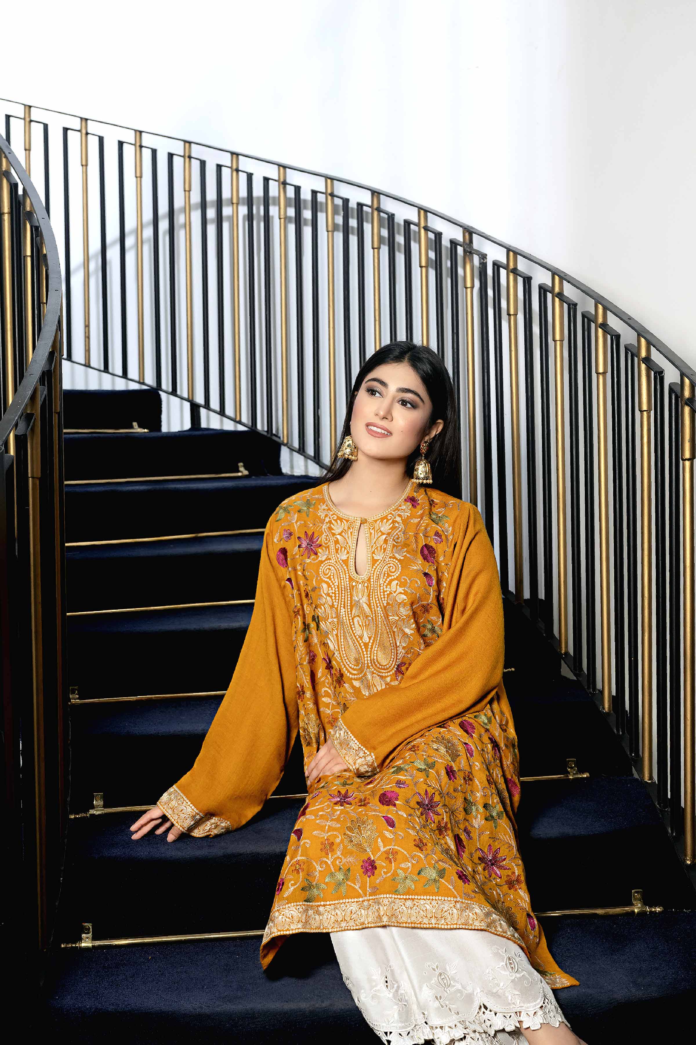 PASHMEENA - KBS23-44