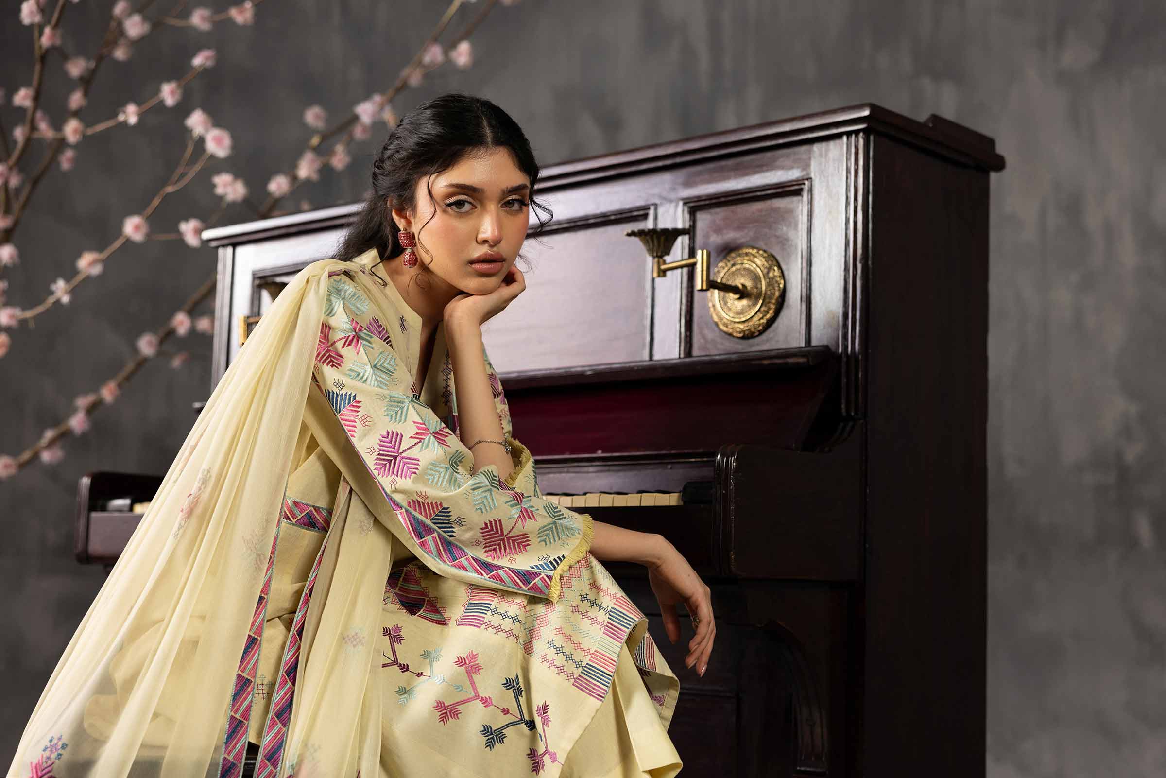 3 Piece - Embroidered Suit - KFE26-94