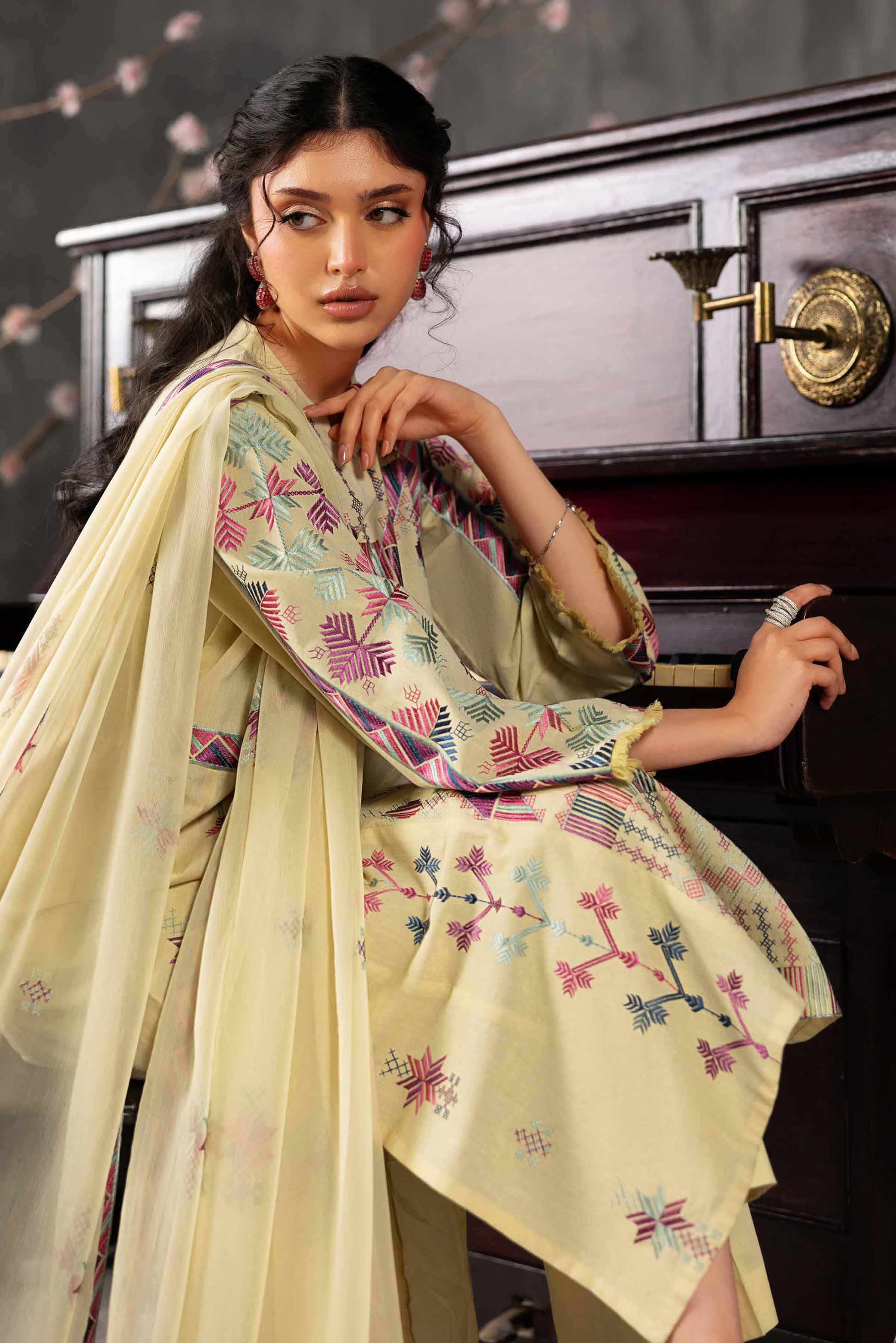 3 Piece - Embroidered Suit - KFE26-94