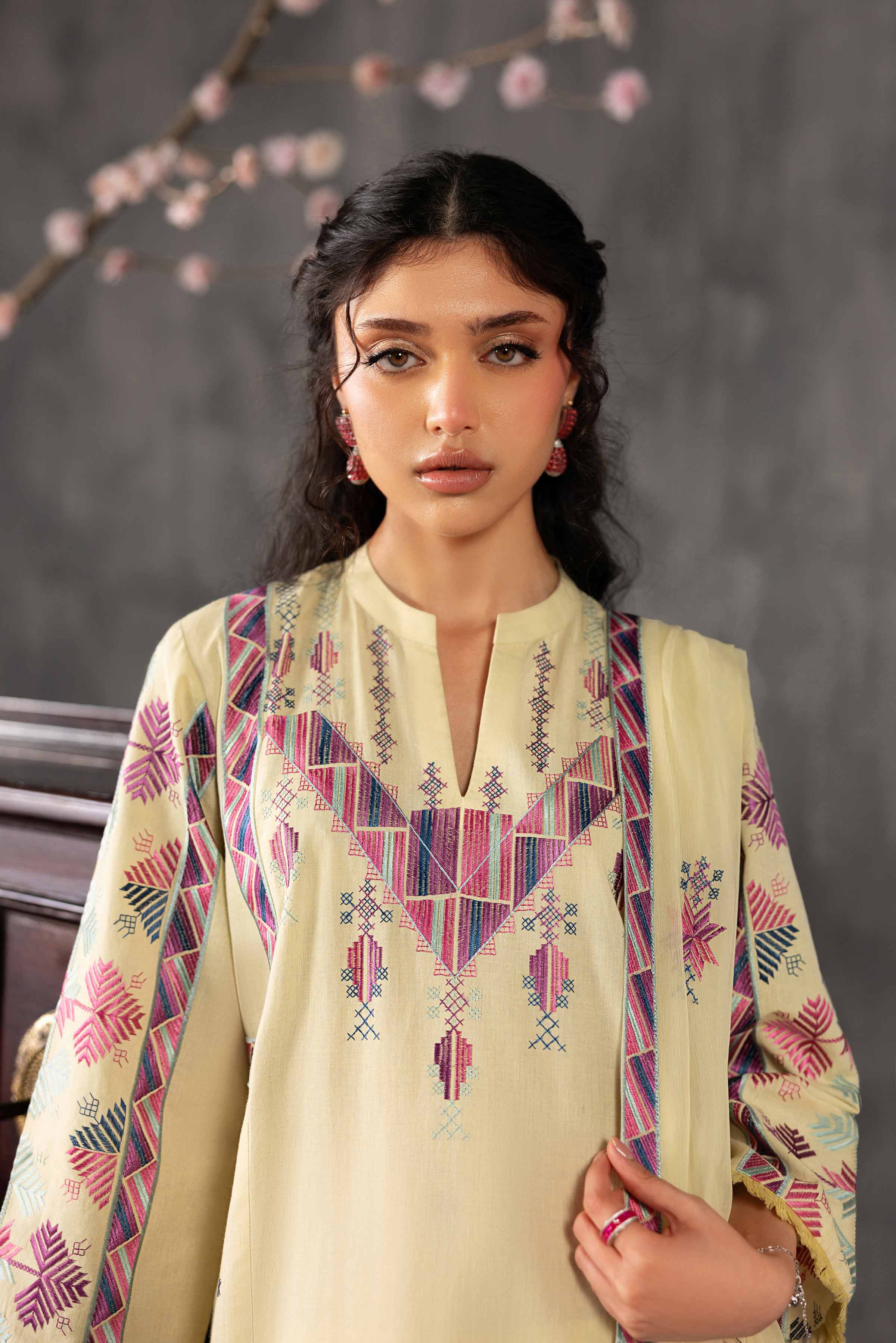3 Piece - Embroidered Suit - KFE26-94