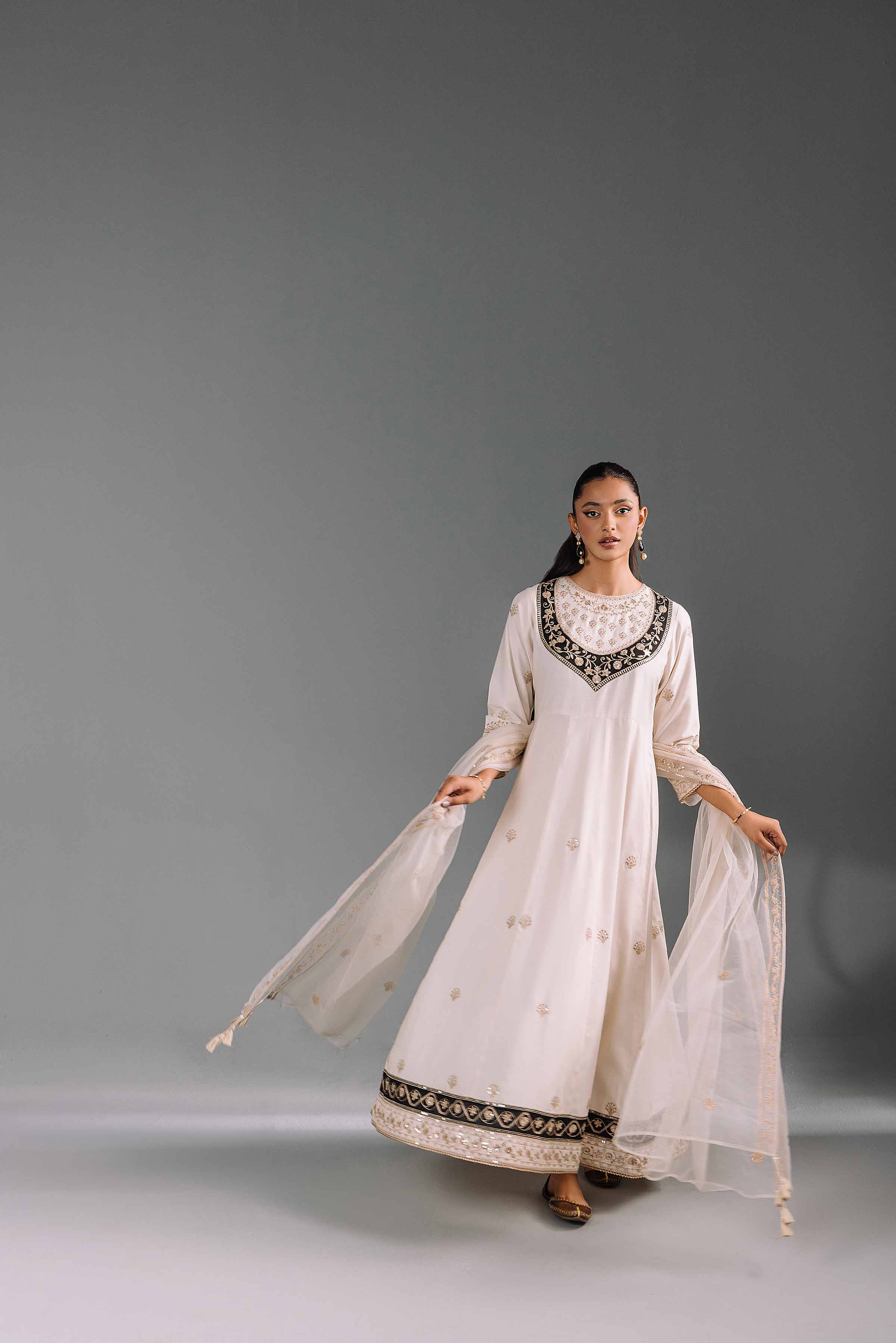 2 Piece - Embroidered Suit - KFW24-75