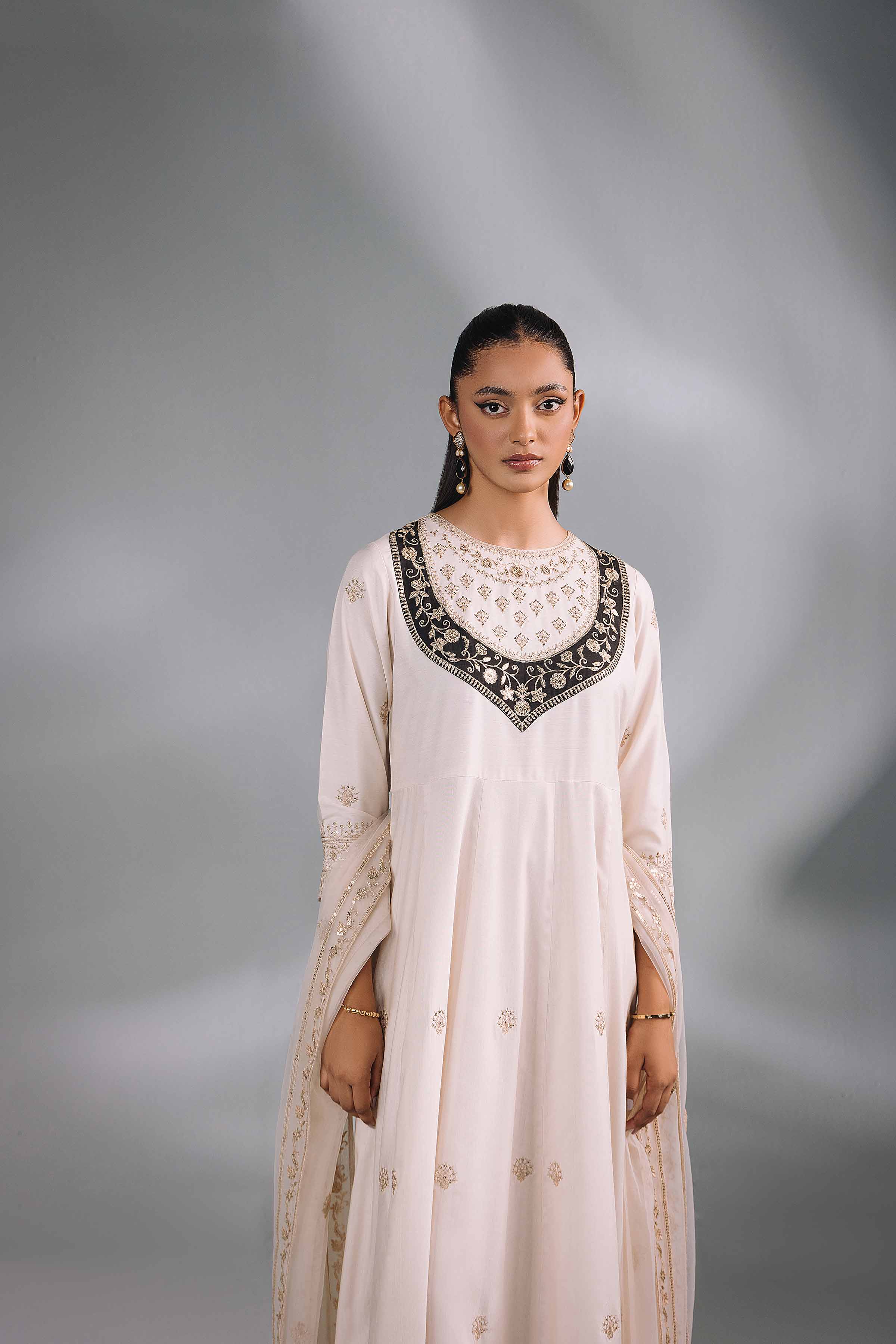 2 Piece - Embroidered Suit - KFW24-75