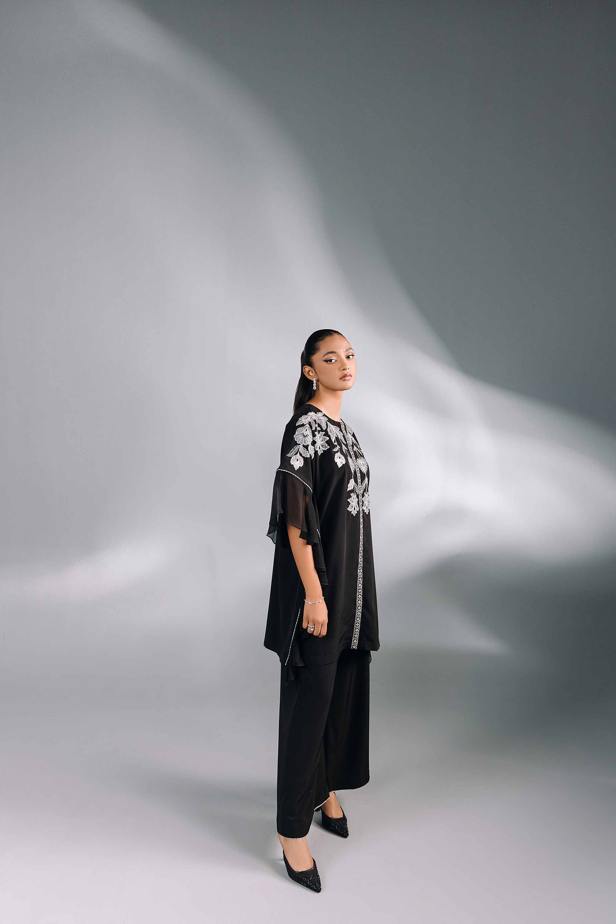 2 Piece - Embroidered Suit - KFW24-86