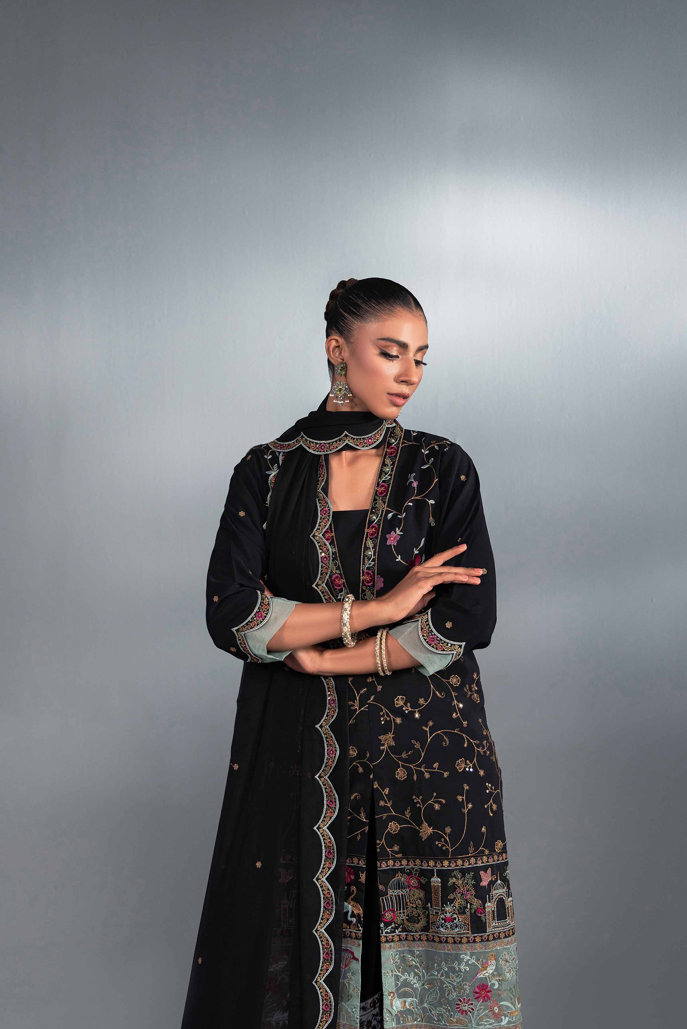 3 Piece - Embroidered Suit - KFW24-32