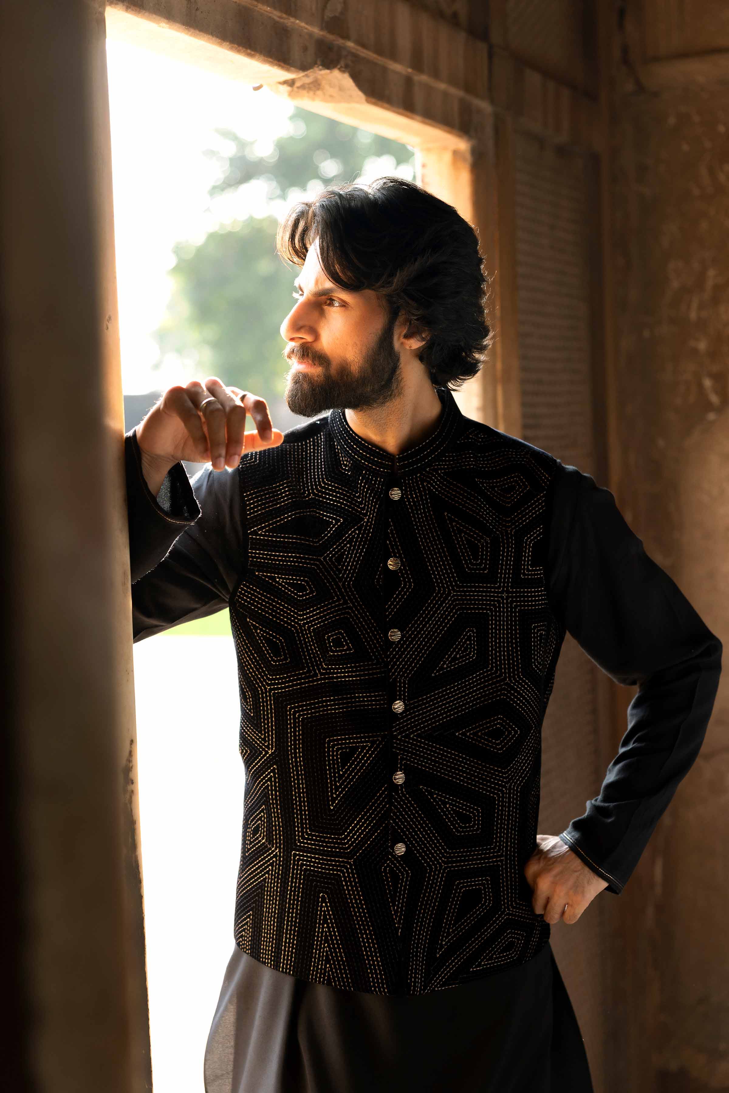 Embroidered Waistcoat - KNW25-08