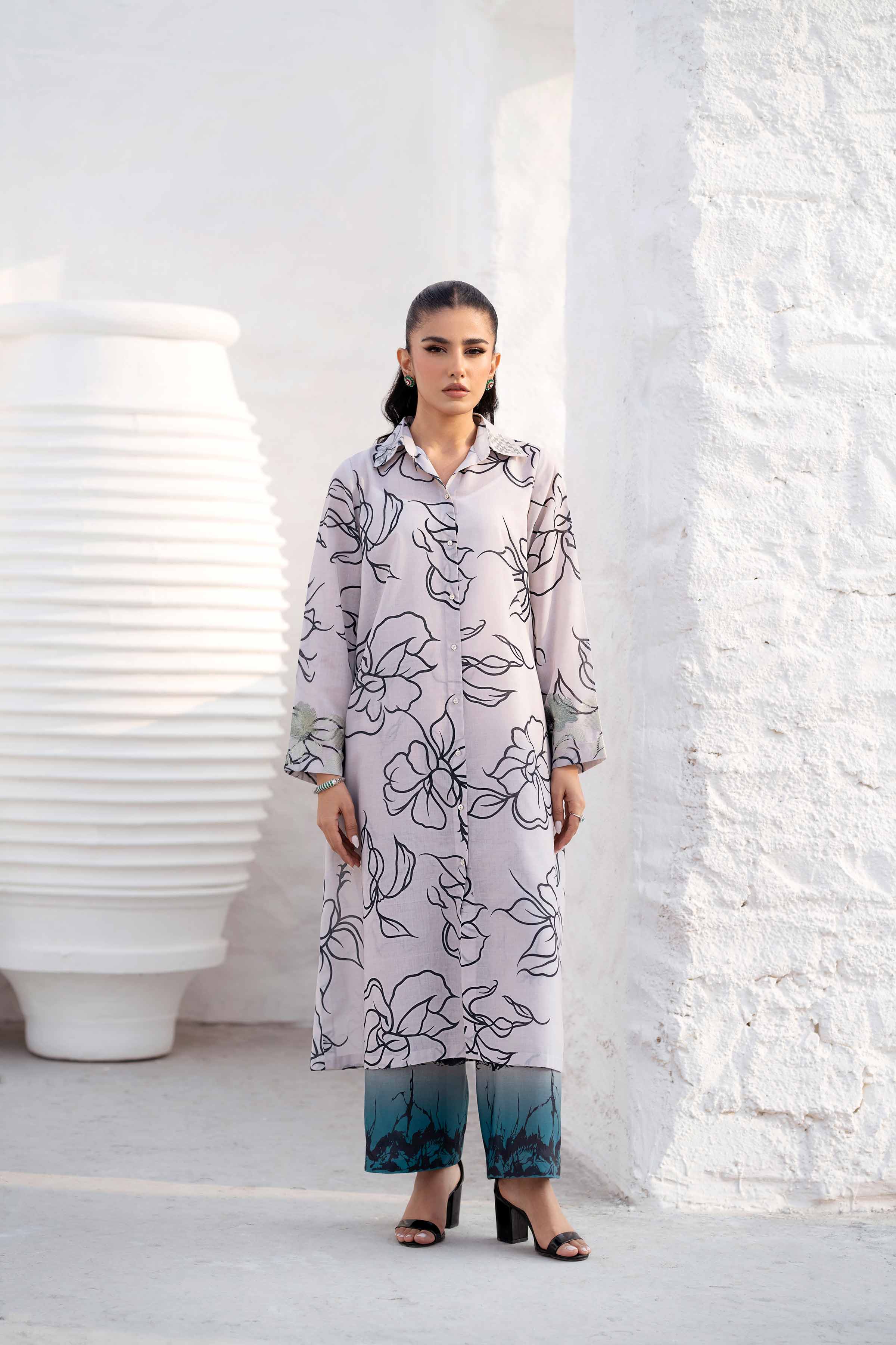 2 Piece - Printed Embroidered Suit - KPS25-08