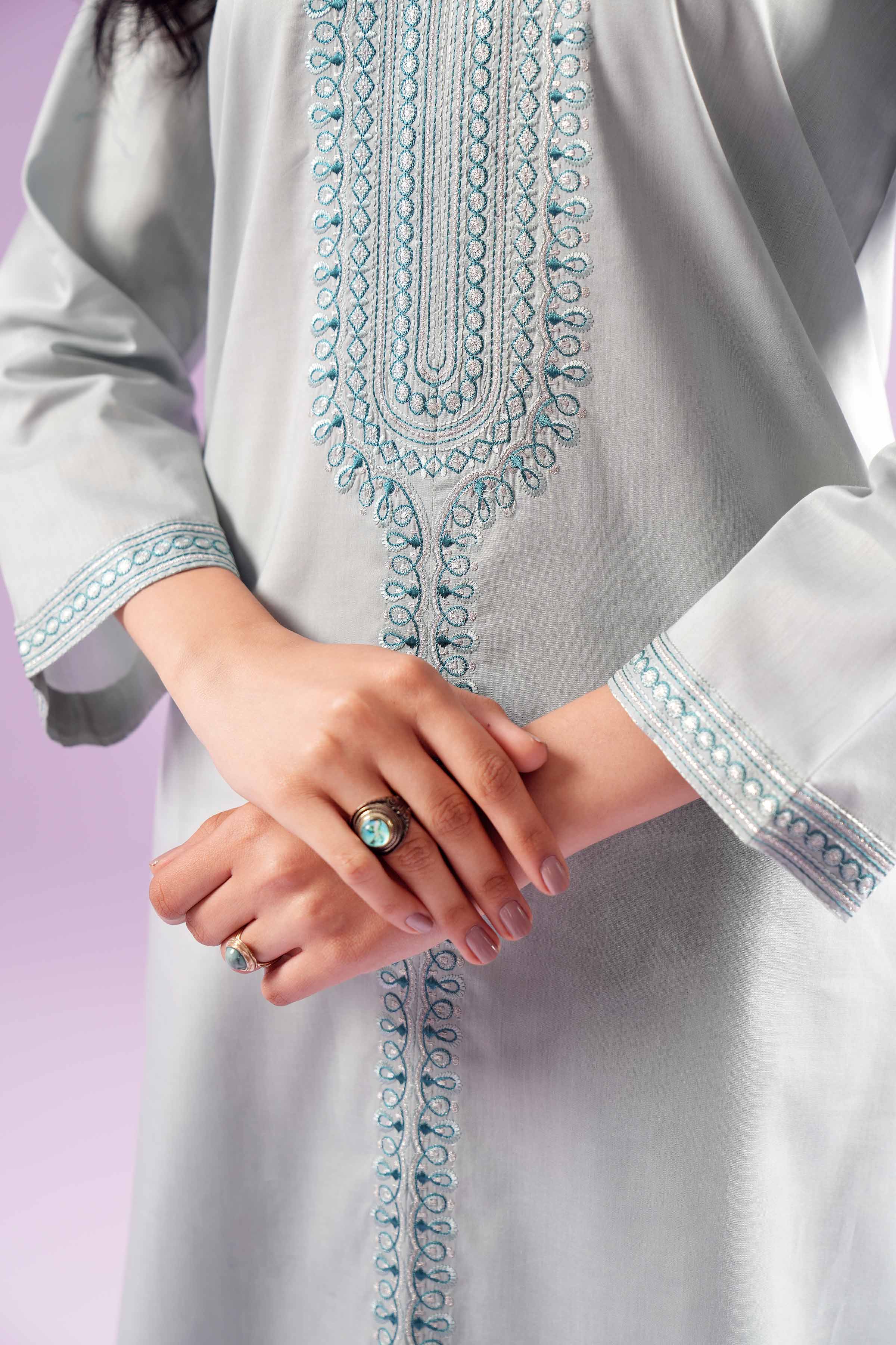 2 Piece - Embroidered Suit - PE24-109