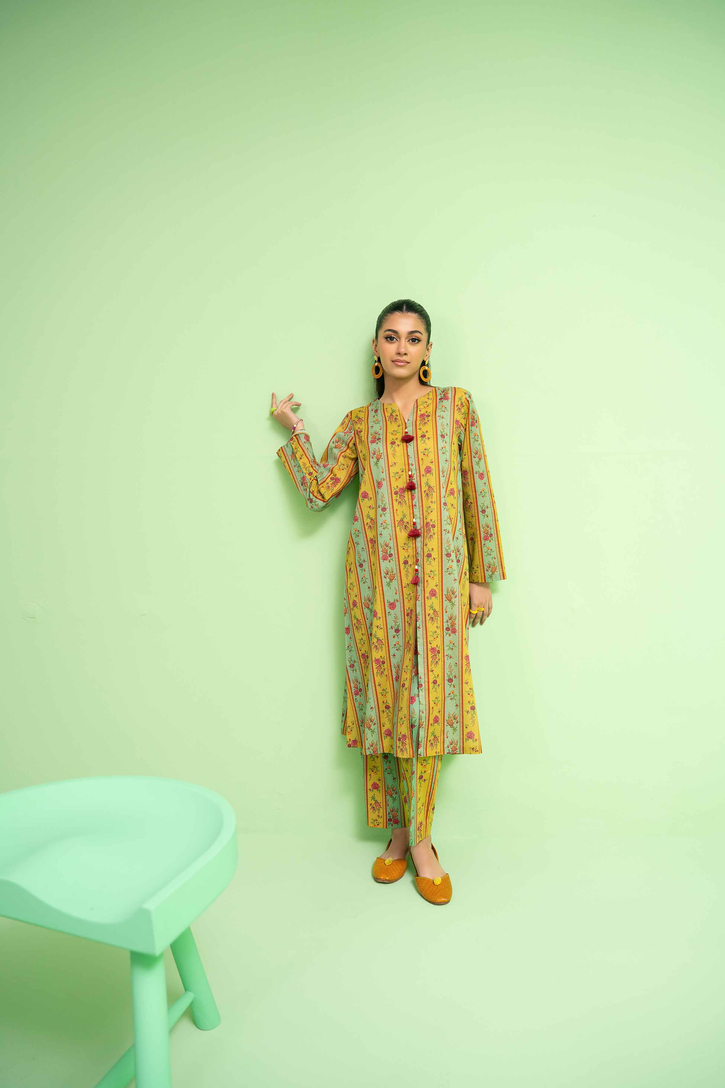2 Piece - Printed Suit - PE24-366
