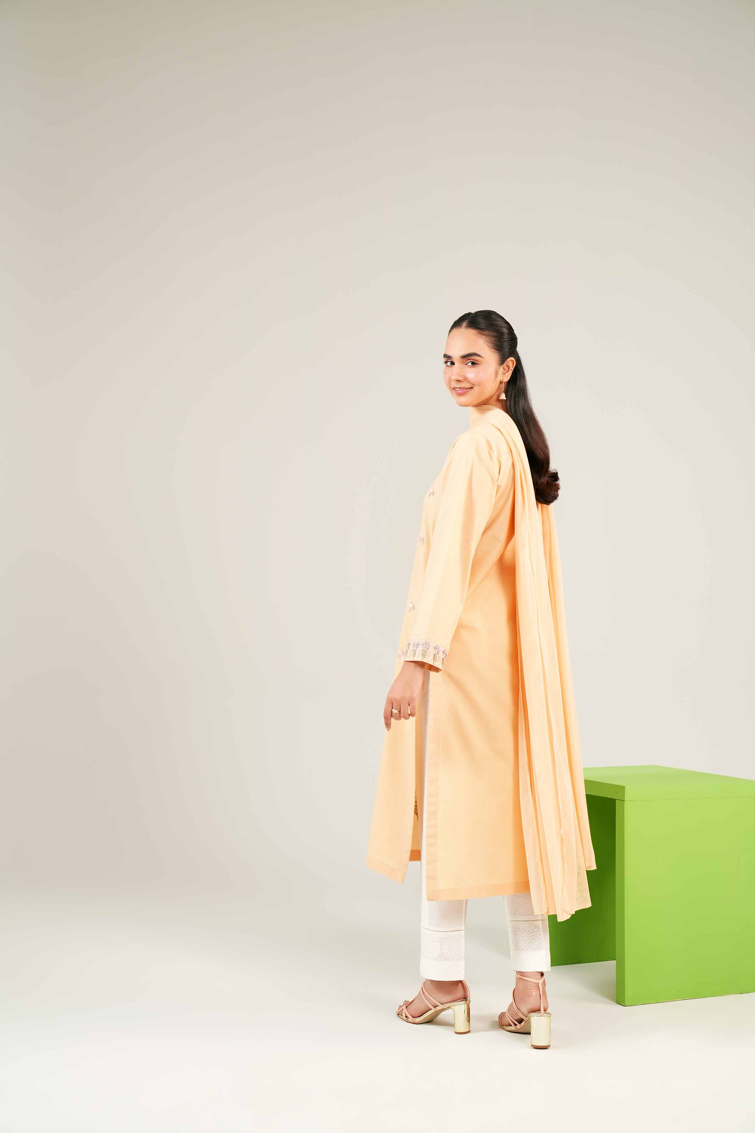 2 Piece - Embroidered Suit - PE24-82