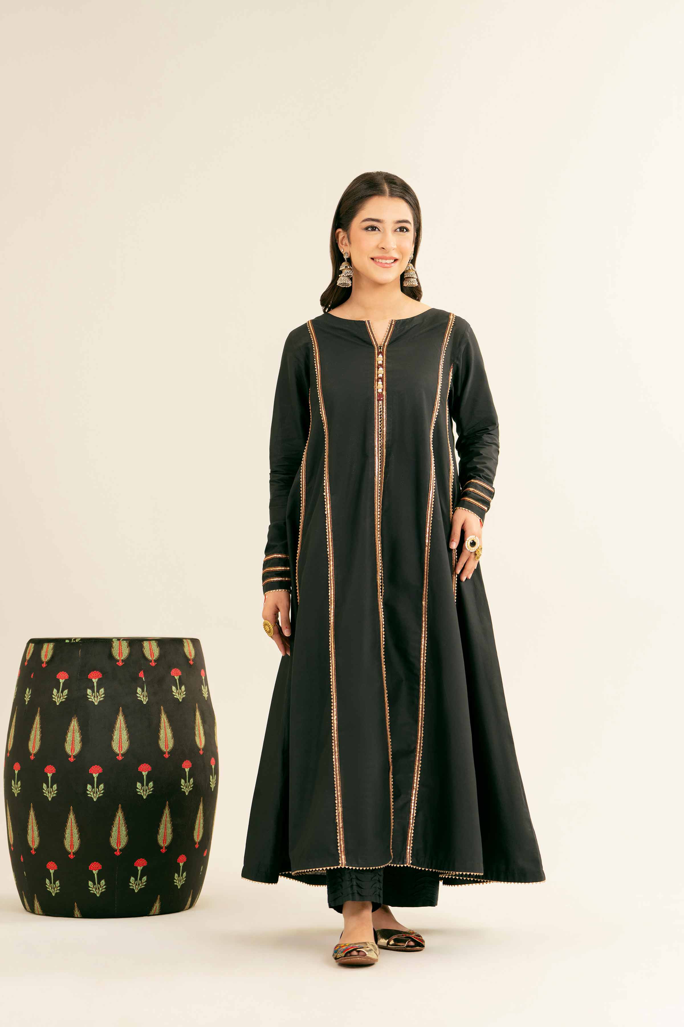 Embroidered Dress - PE25-113